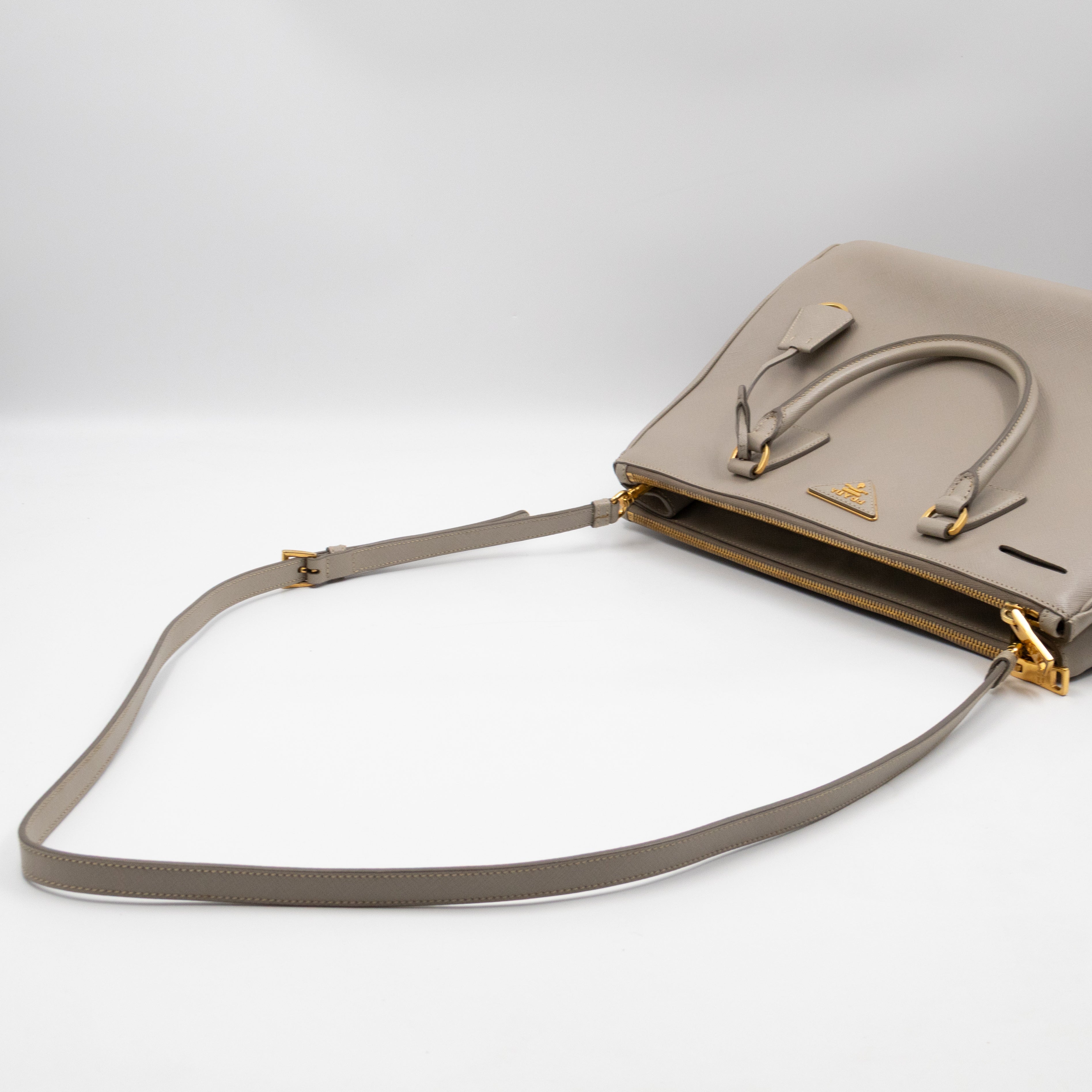 Galleria Large Double Zip Grey Taupe Saffiano Leather