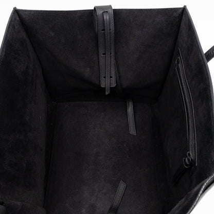 Phantom Medium Luggage Black Leather