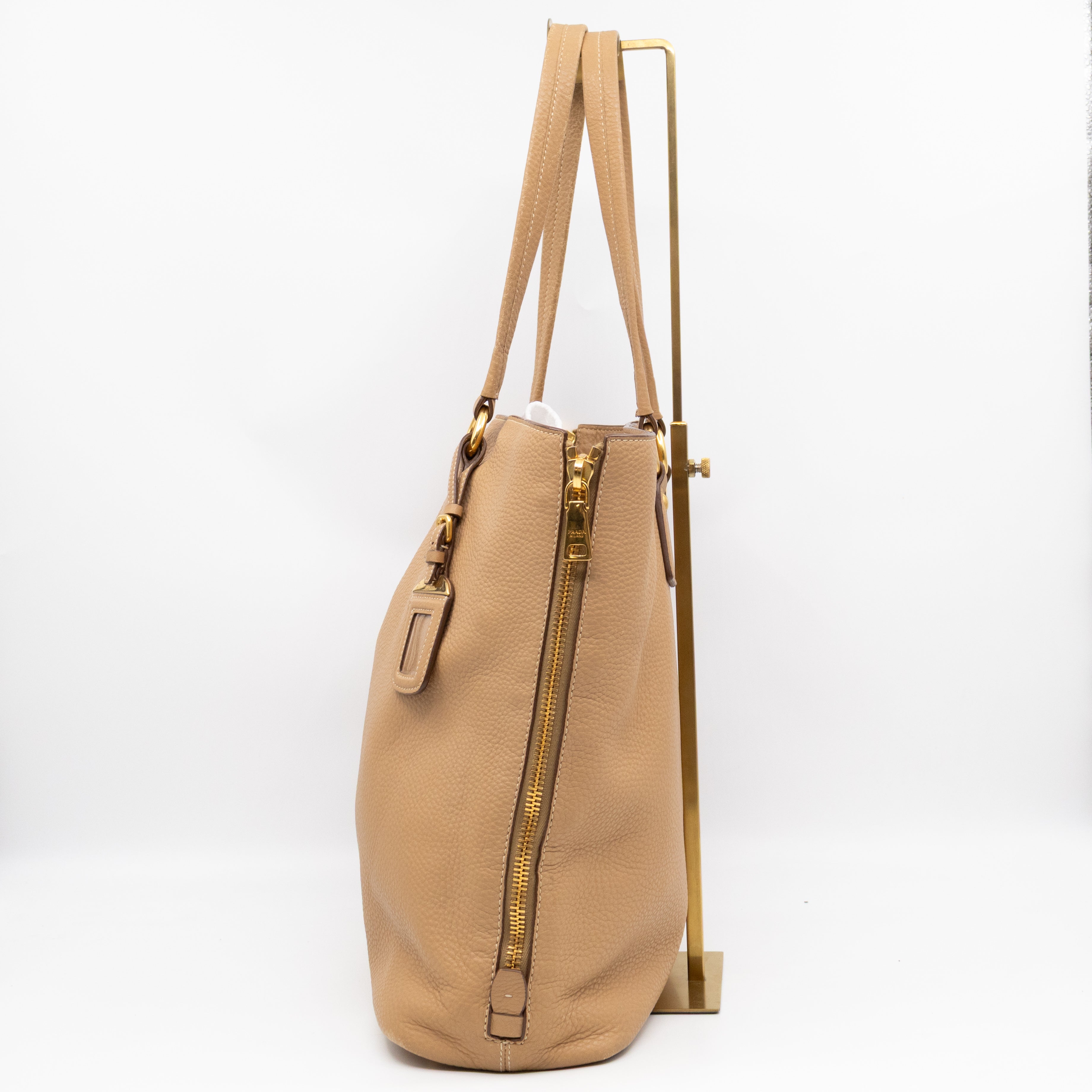 Shopping Bag with Side Zippers Beige Leather
