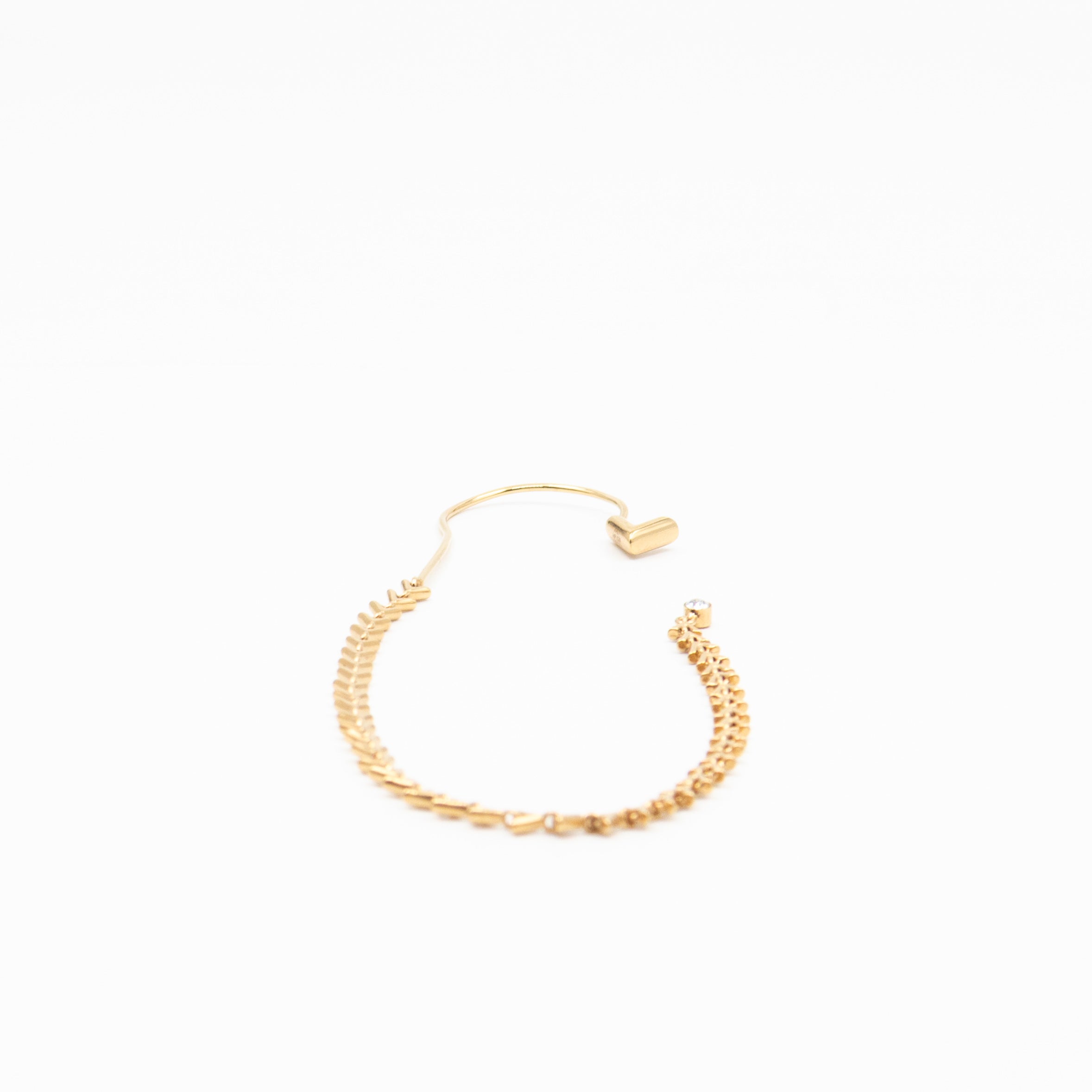 Petit Essential V Chain Ear Cuff Gold