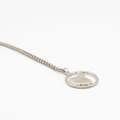 Saddle Jump Pendant Necklace Silver