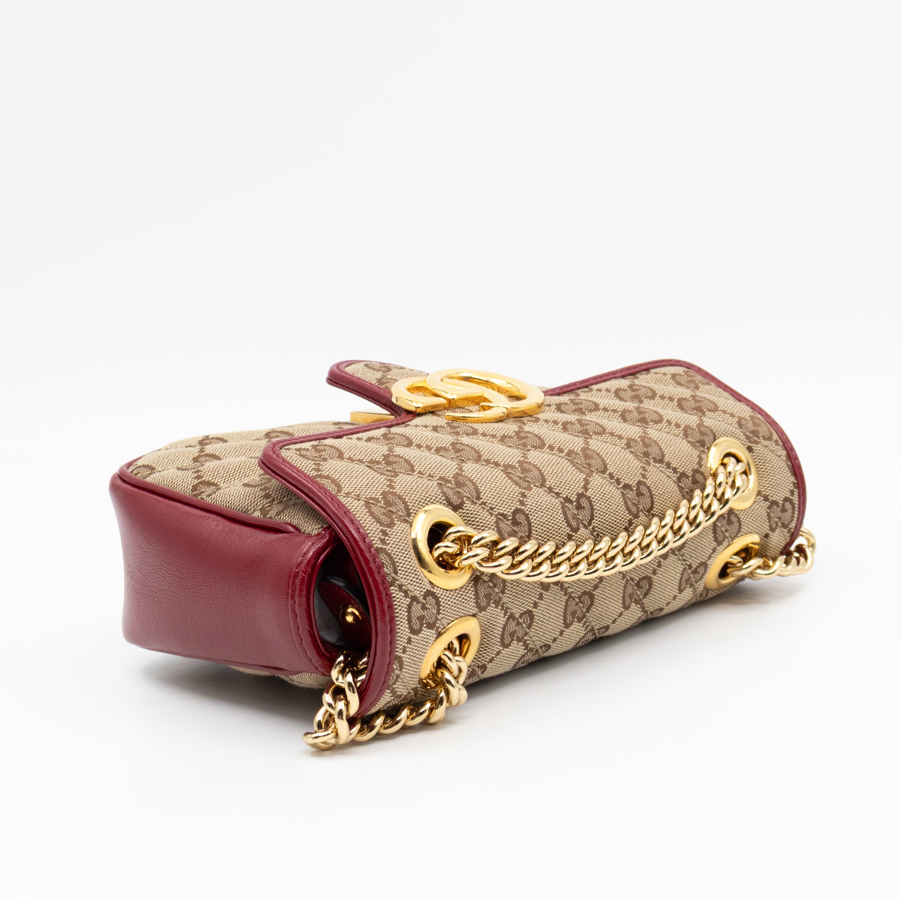 GG Marmont Small Flap Bag GG Supreme Canvas Red