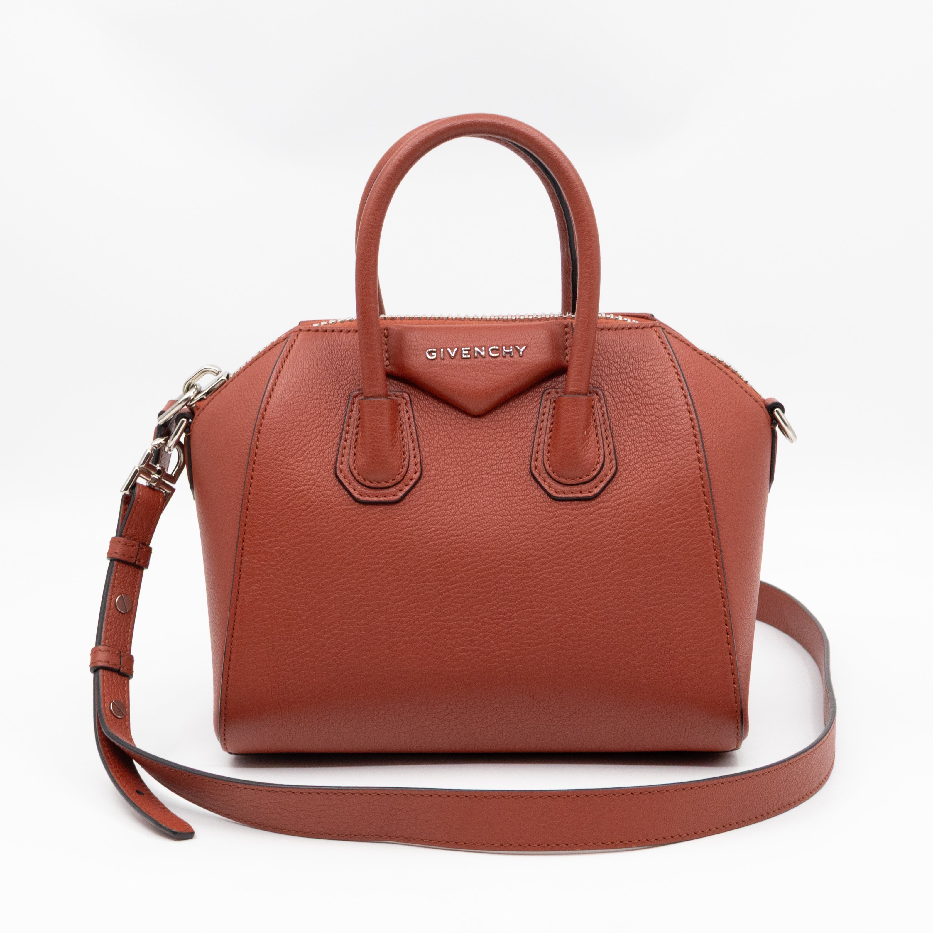 Antigona Small Paprika Grained Leather