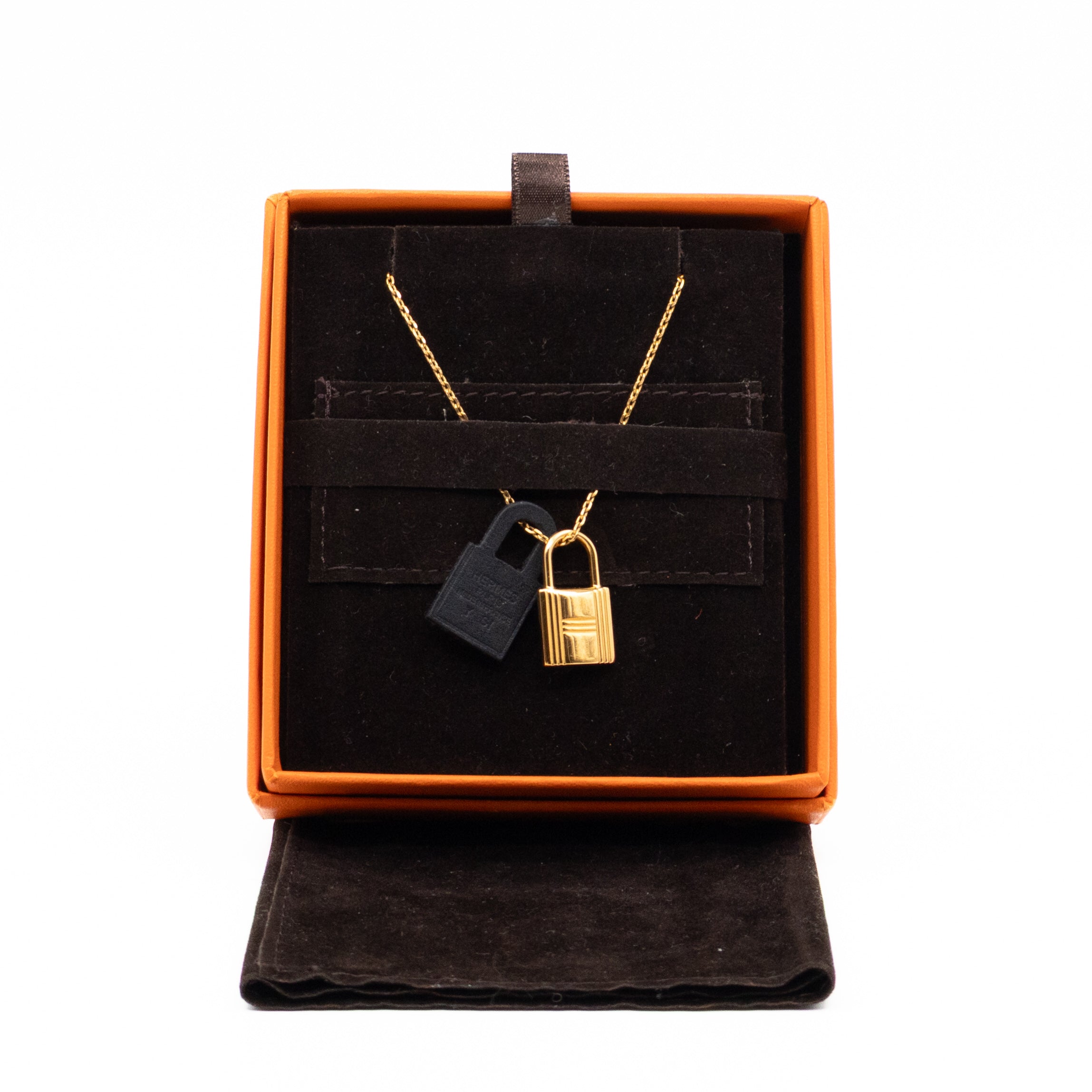 O'Kelly Pendant Gold Black