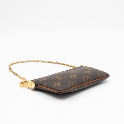 Pochette Milla PM Monogram