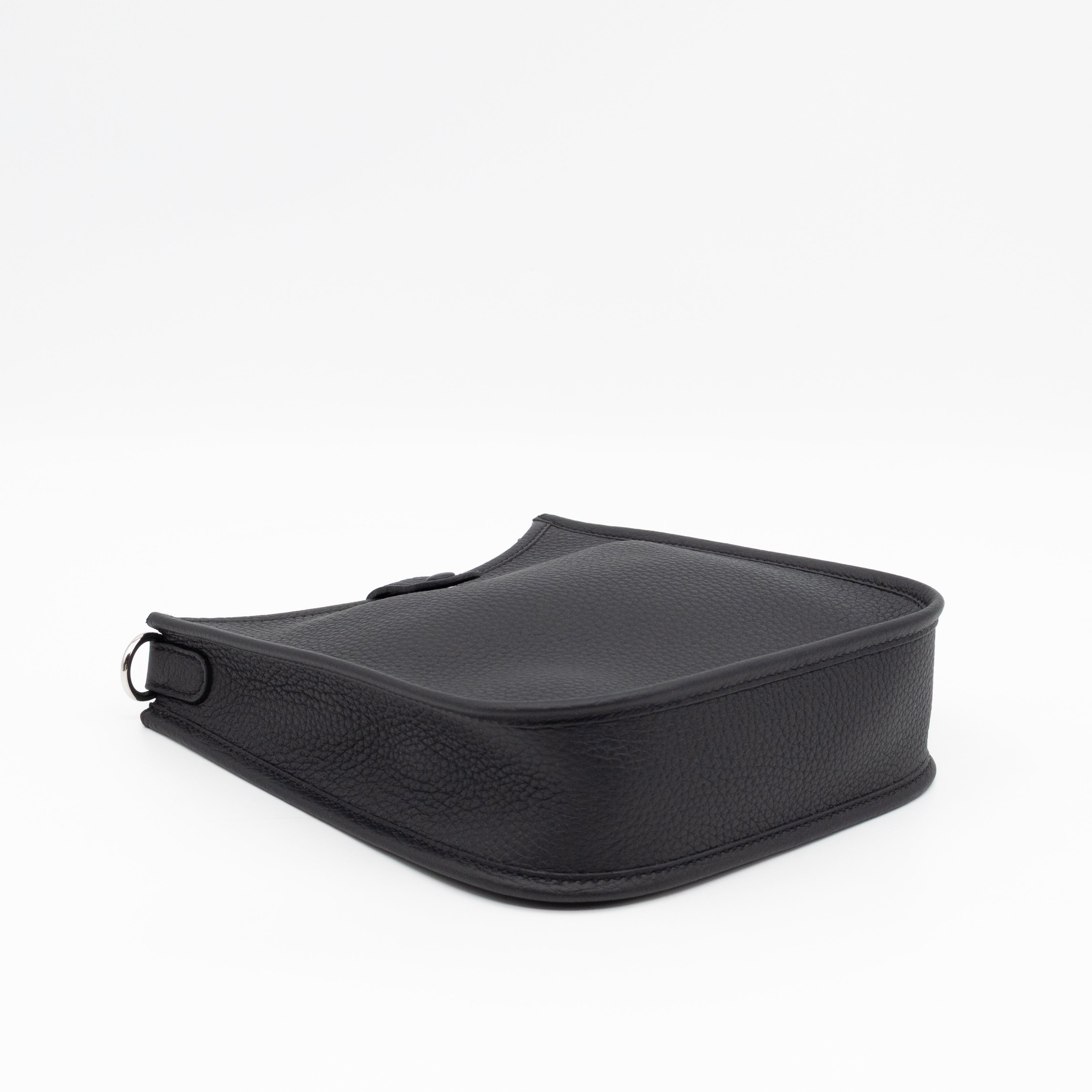 Evelyne 16 Mini Black Leather