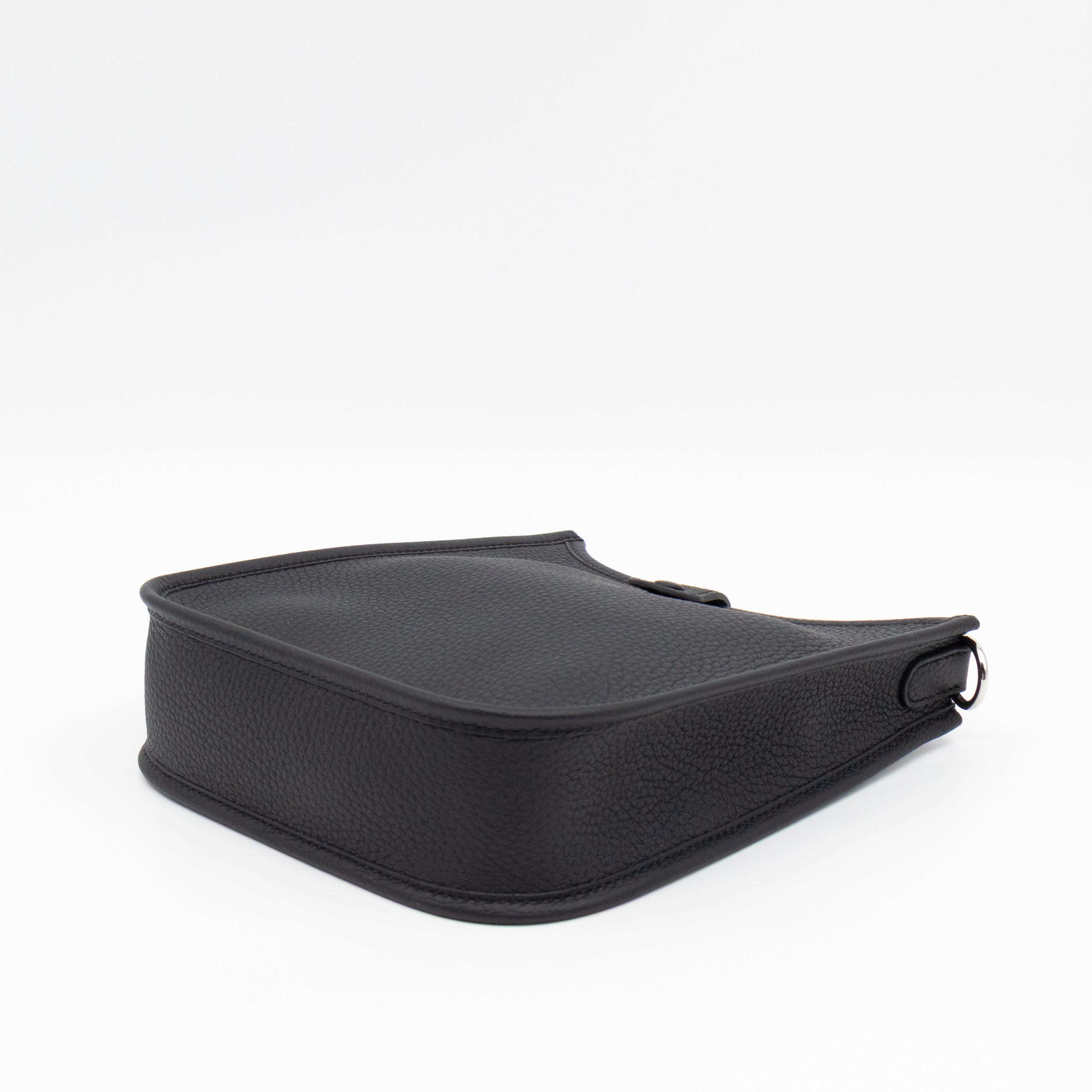 Evelyne 16 Mini Black Leather