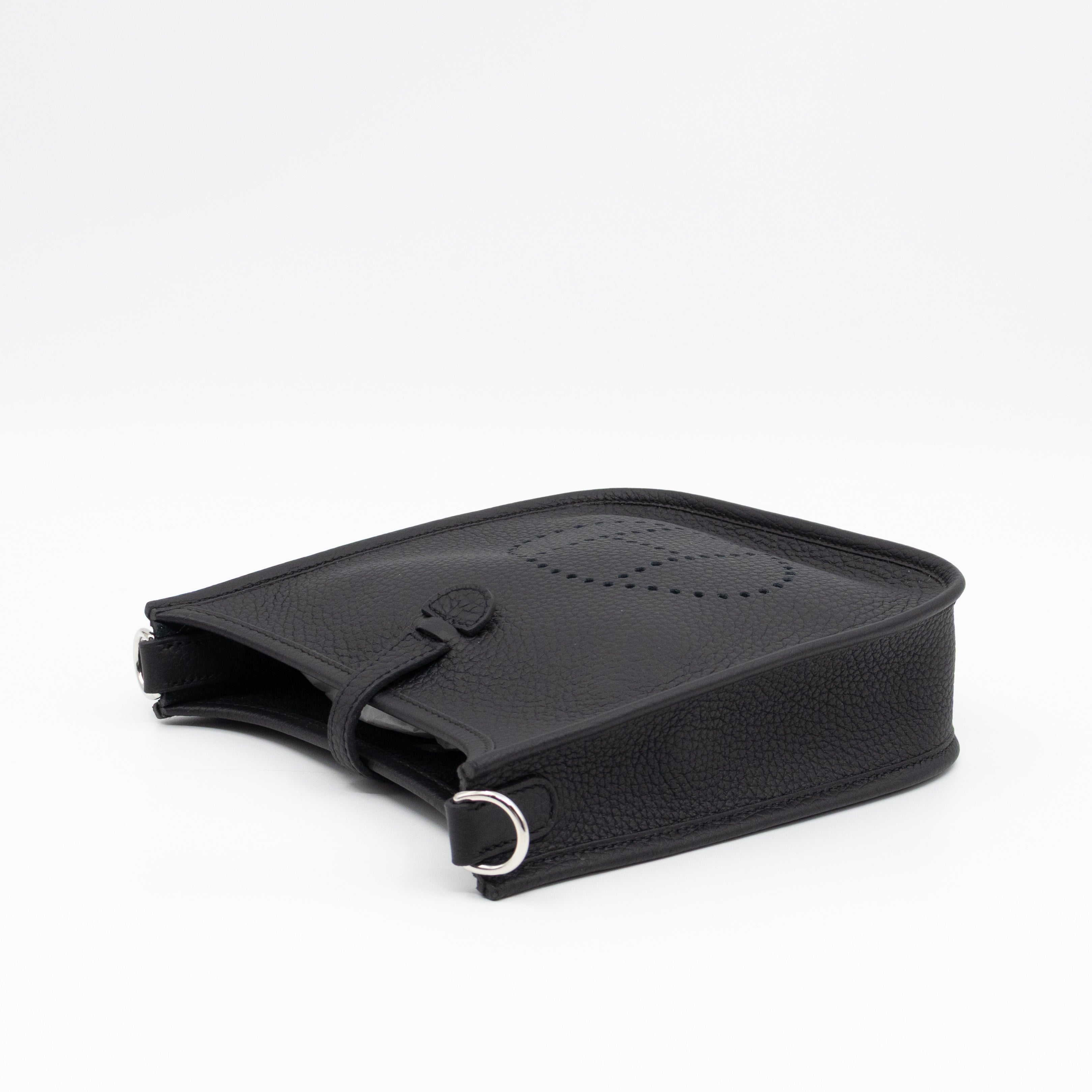 Evelyne 16 Mini Black Leather