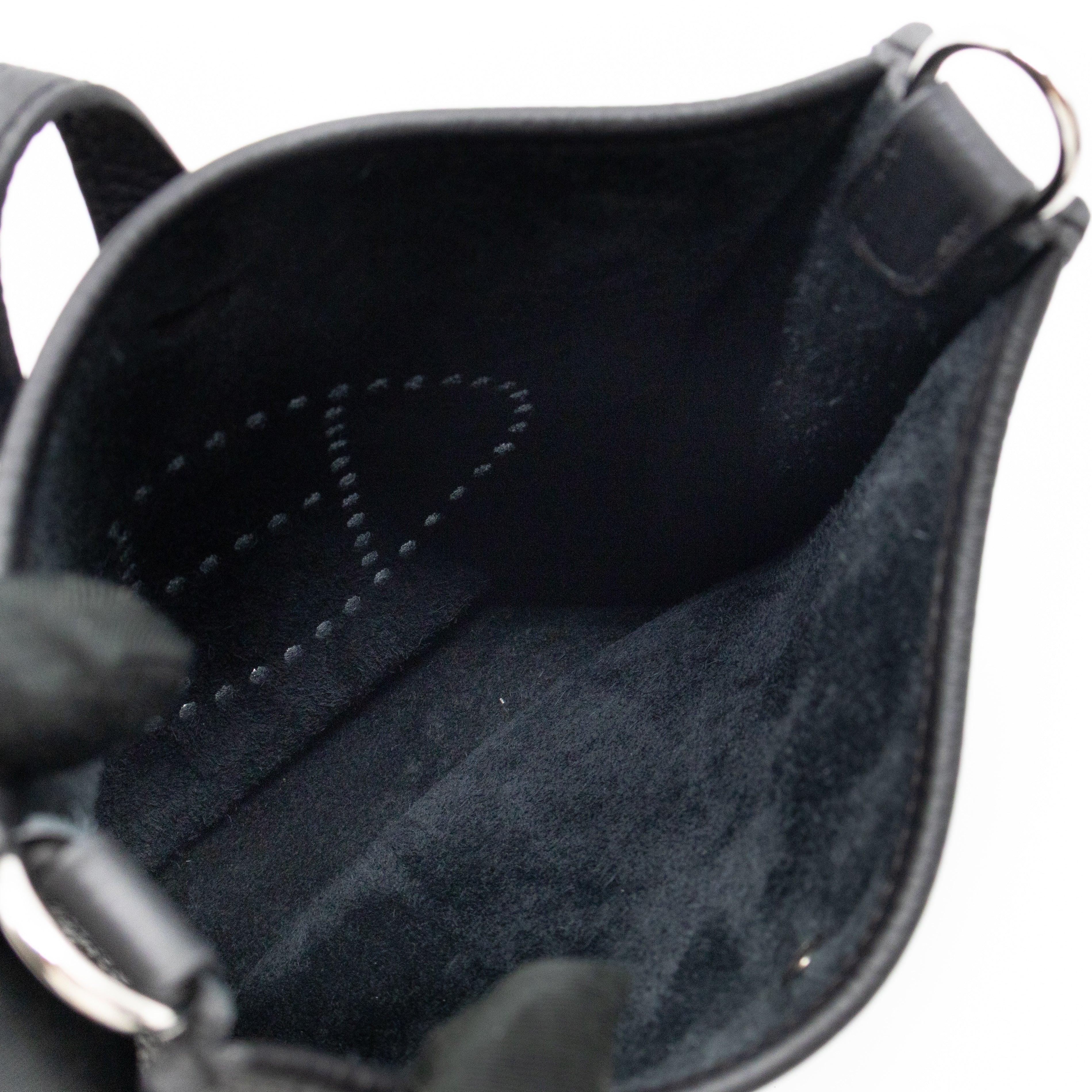 Evelyne 16 Mini Black Leather