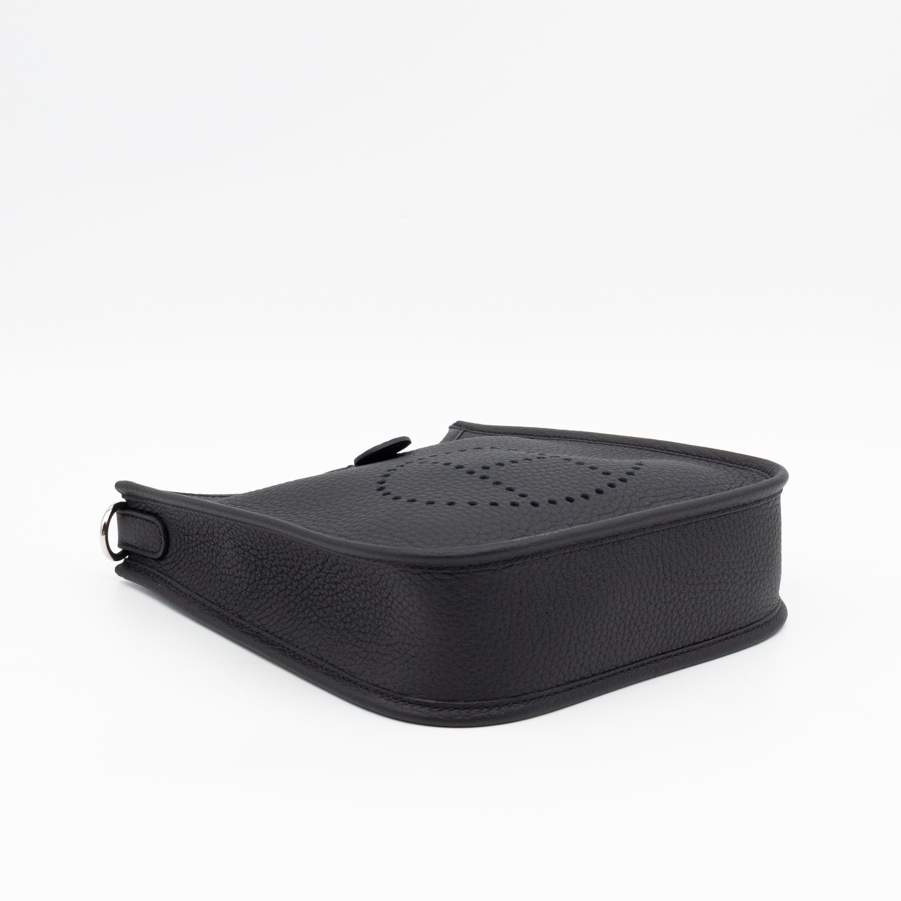 Evelyne 16 Mini Black Leather