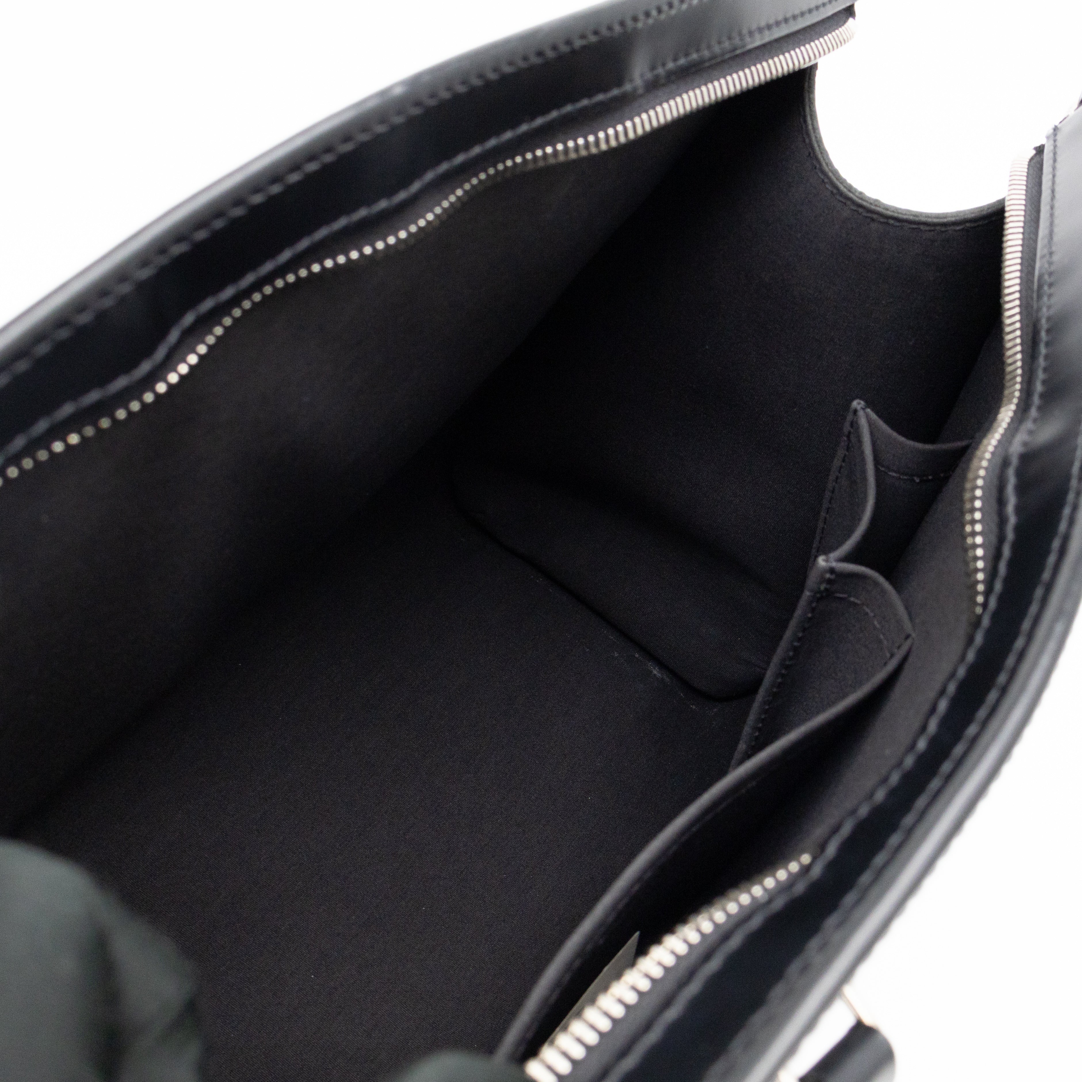 Madeleine GM Black Epi Leather