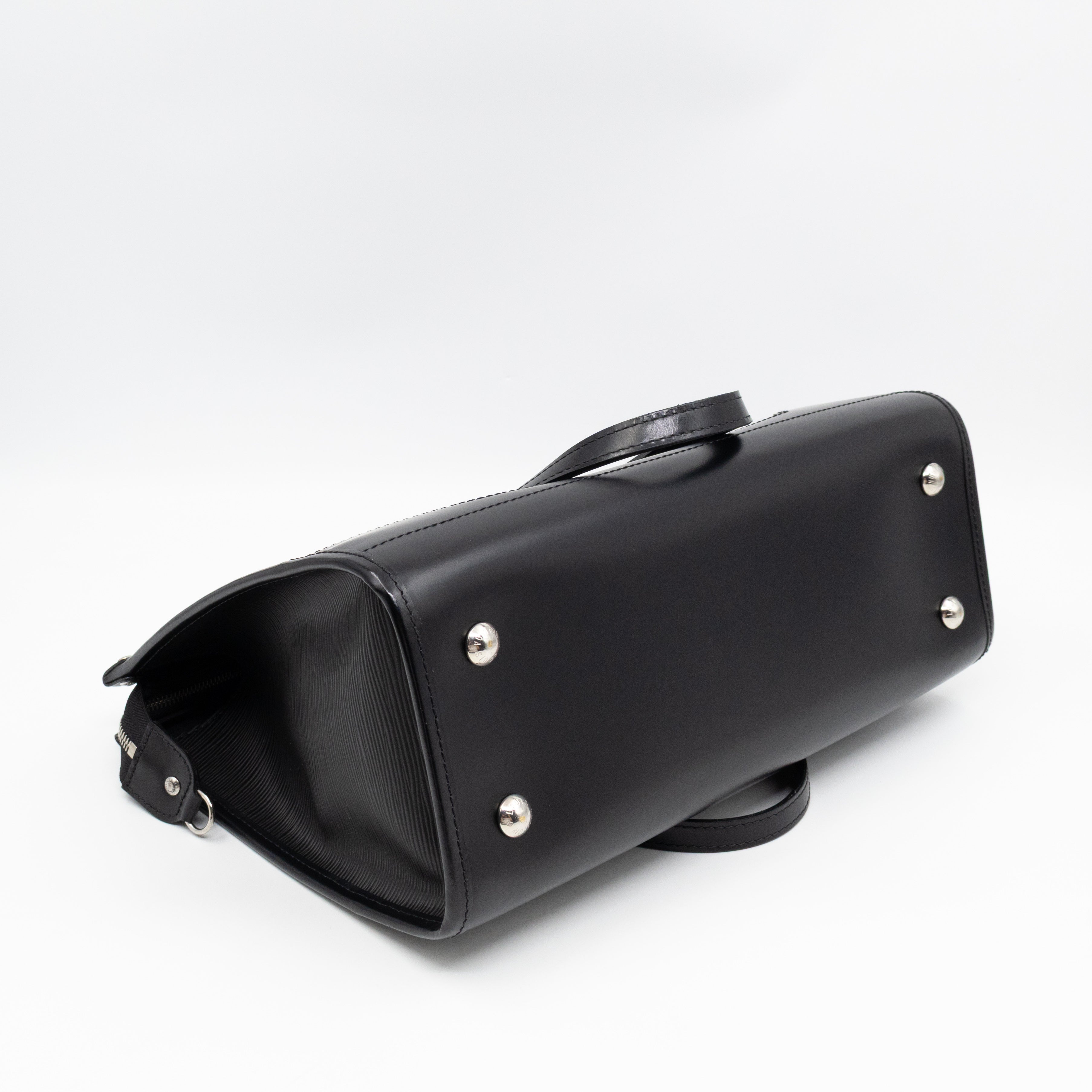Madeleine GM Black Epi Leather