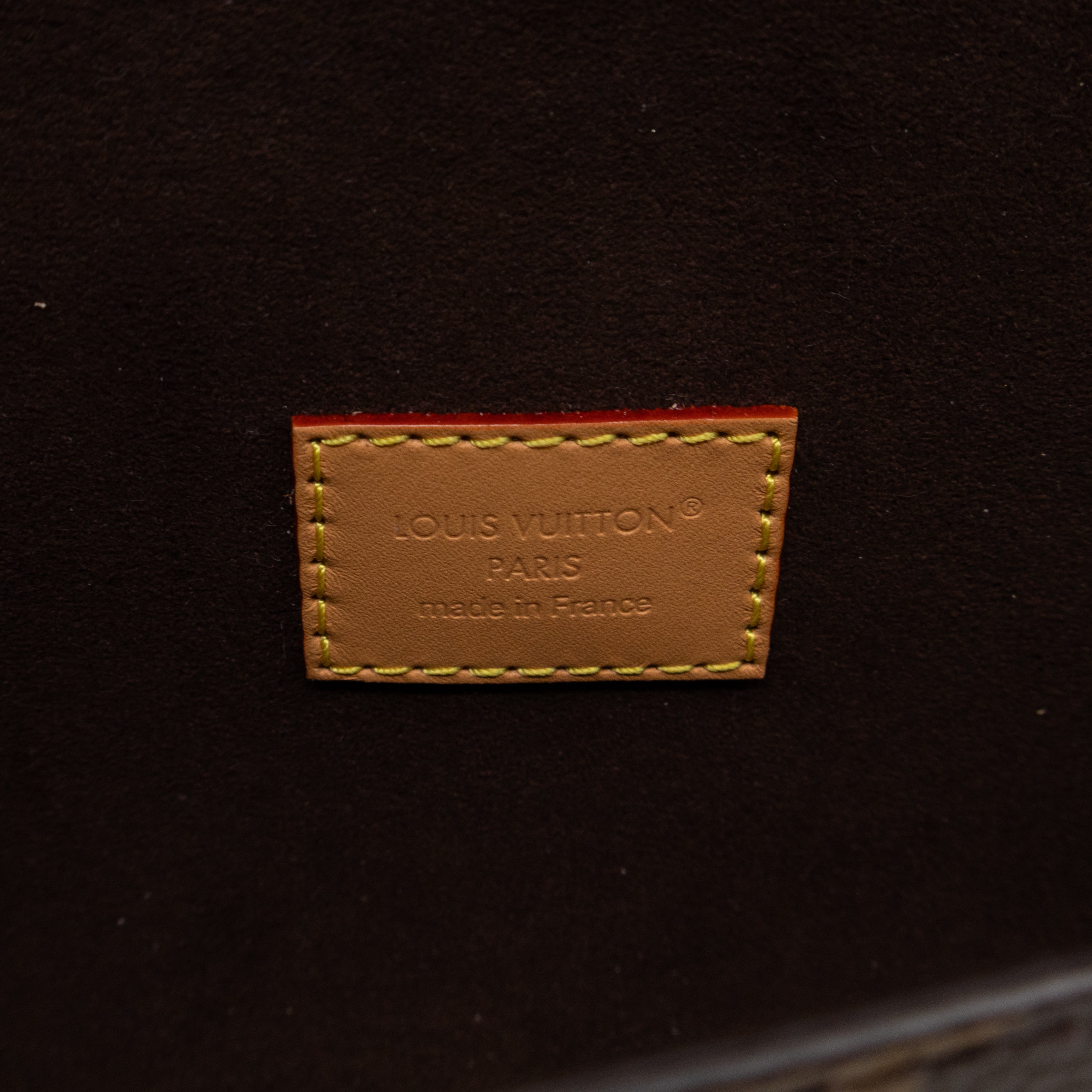 Pochette Camille Monogram