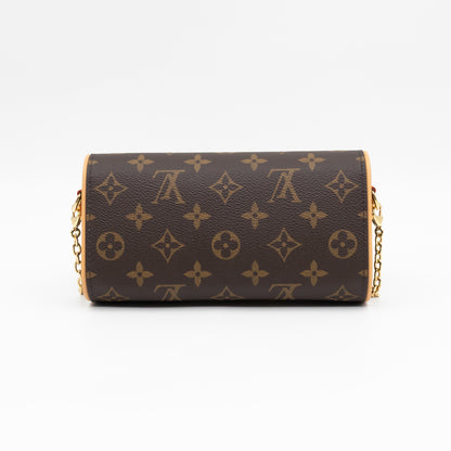 Pochette Camille Monogram