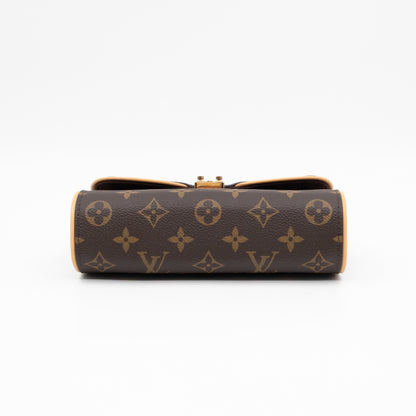 Pochette Camille Monogram