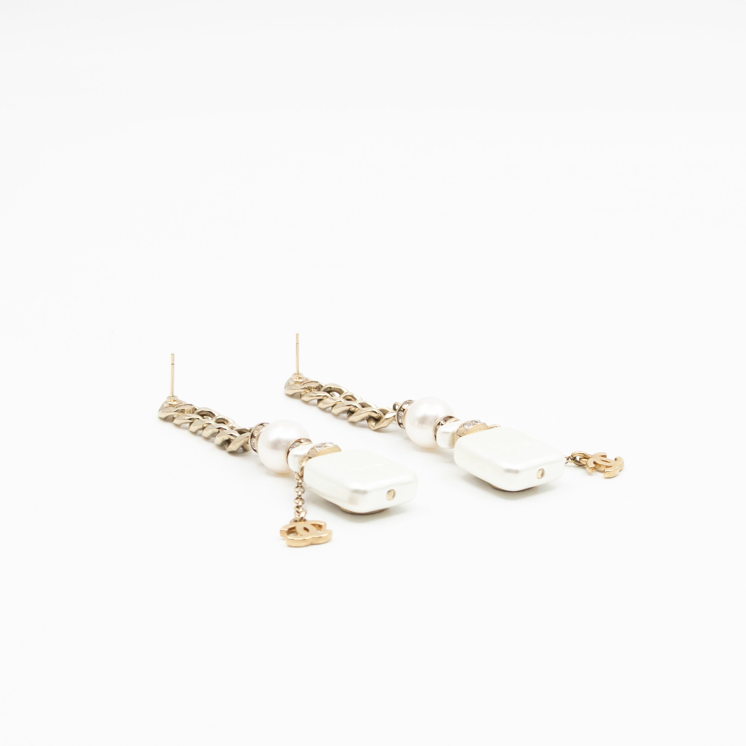 Perfume Bottle 5 Pearl Drop Earrings White Light Gold