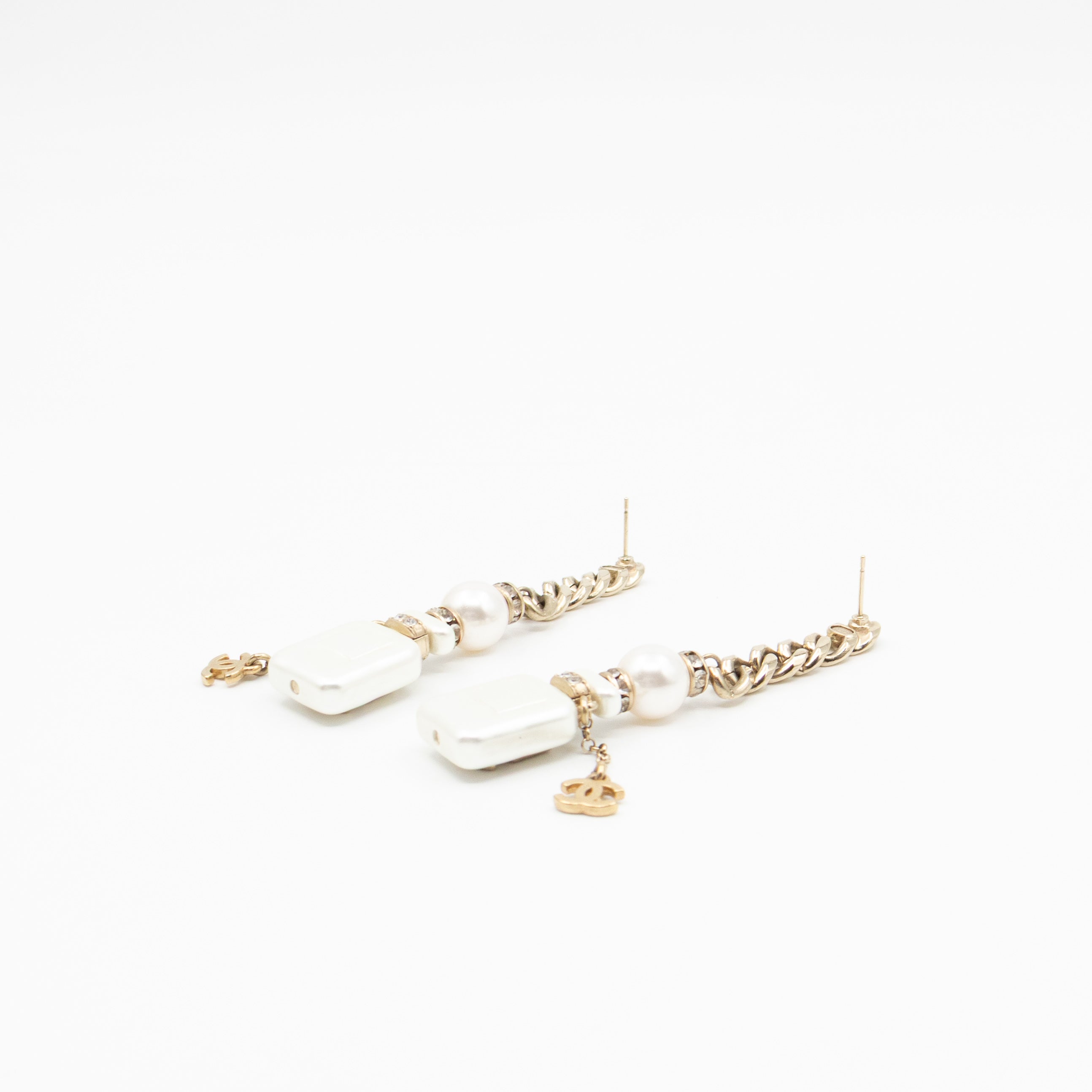 Perfume Bottle 5 Pearl Drop Earrings White Light Gold