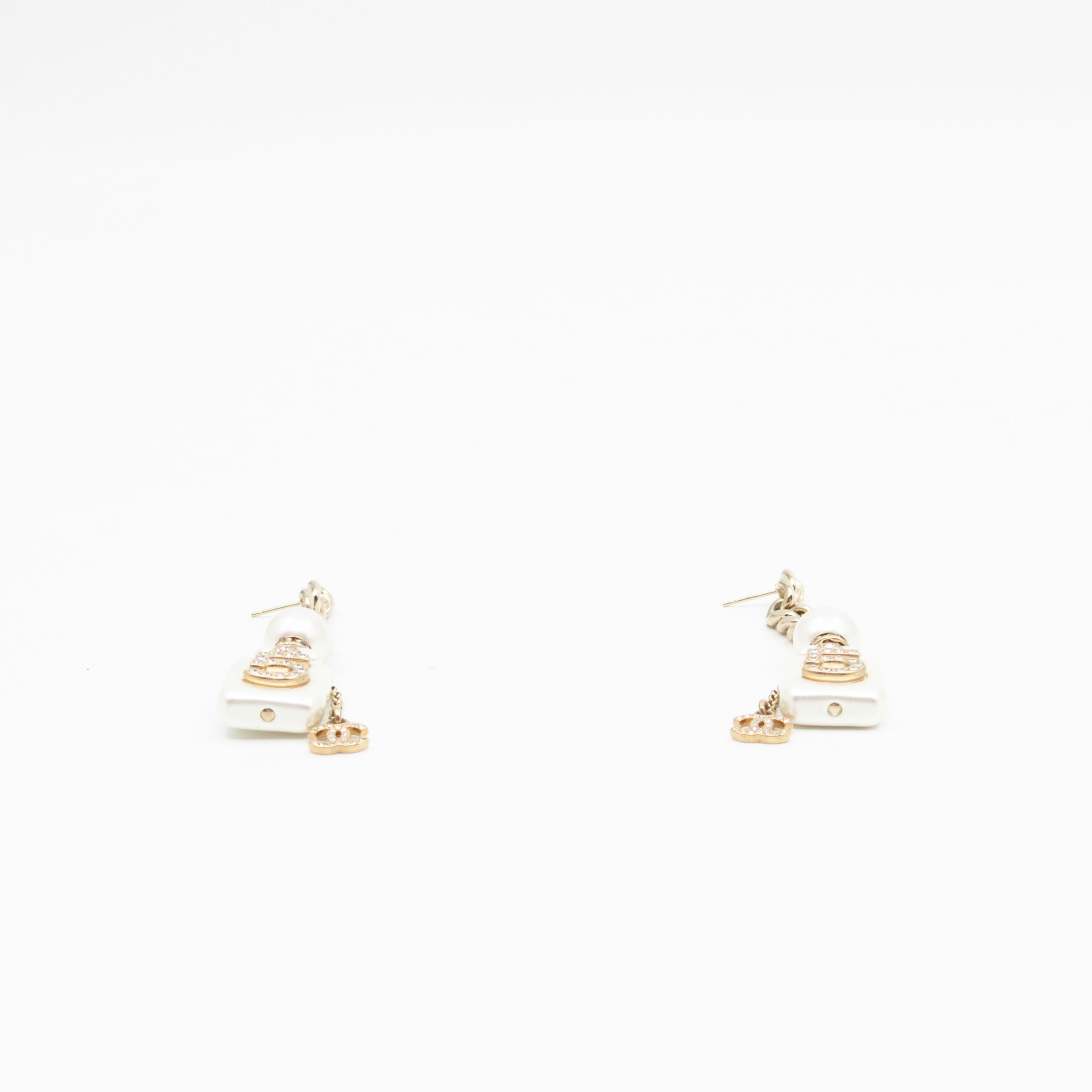 Perfume Bottle 5 Pearl Drop Earrings White Light Gold