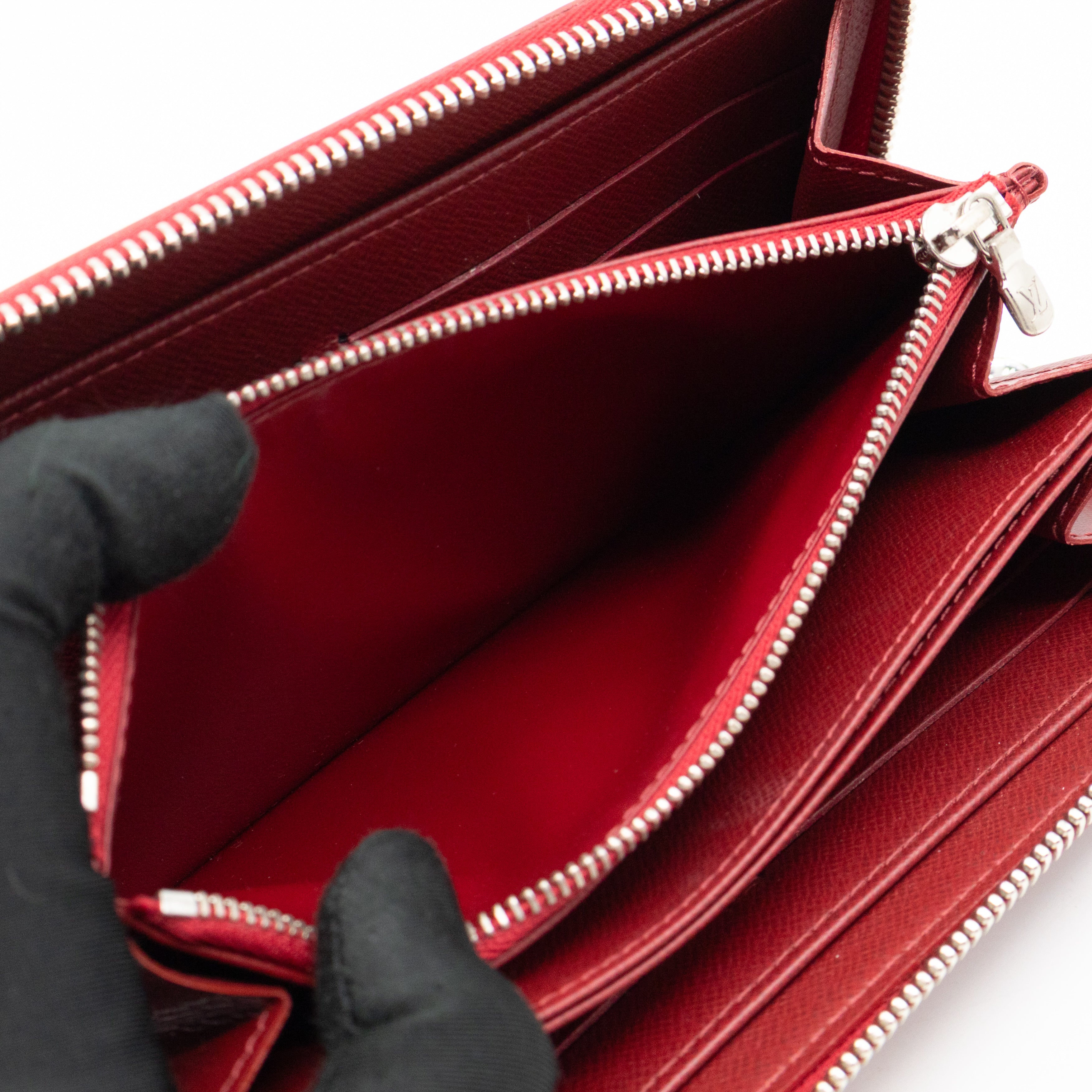 Zippy Wallet Fuchsia Epi Leather