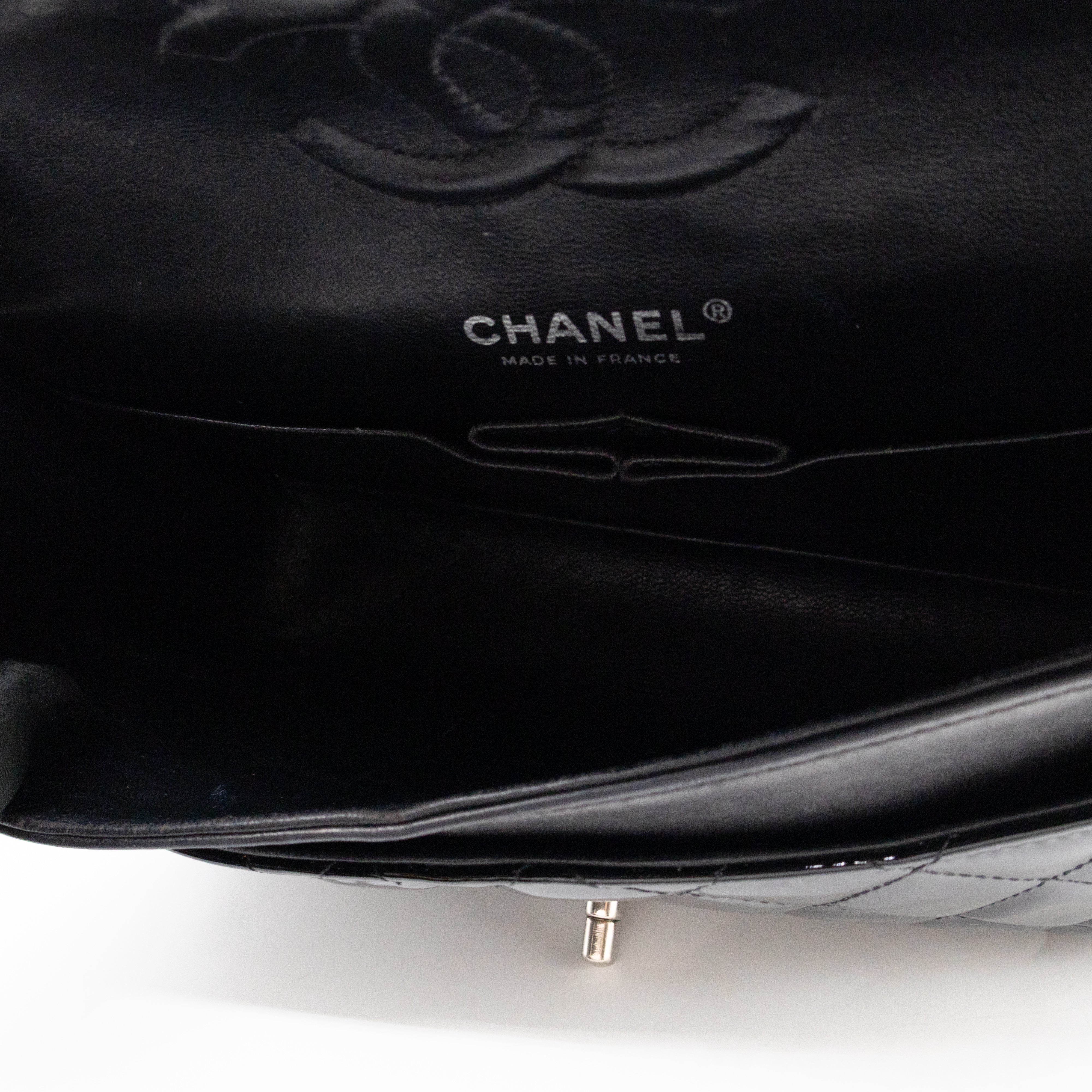 Classic Double Flap Medium Black Patent Leather Silver