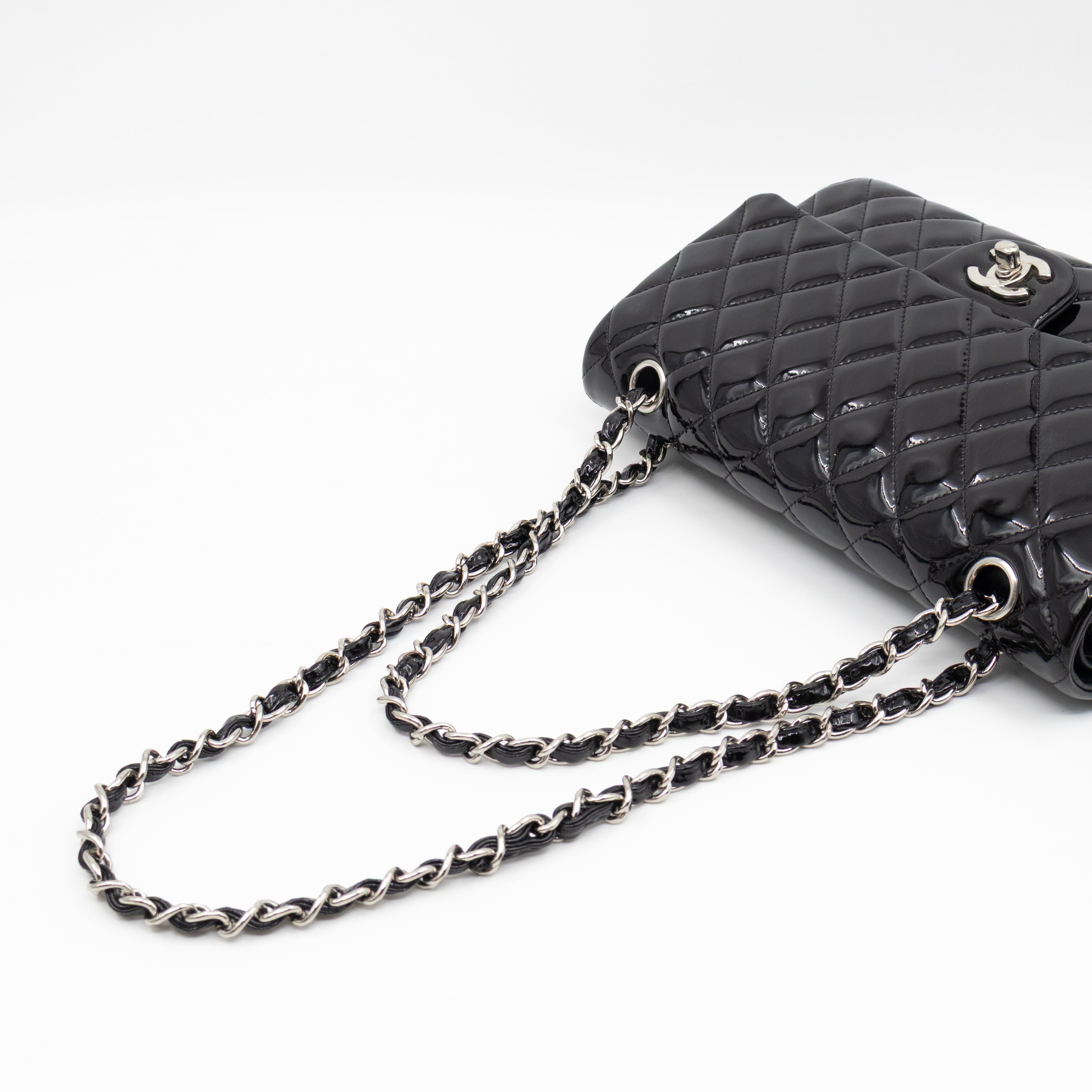 Classic Double Flap Medium Black Patent Leather Silver