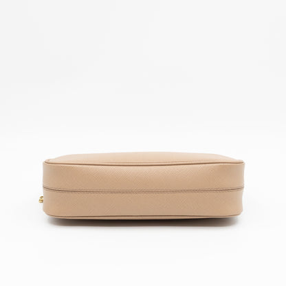 Re-Edition 2005 Cameo Beige Saffiano Leather