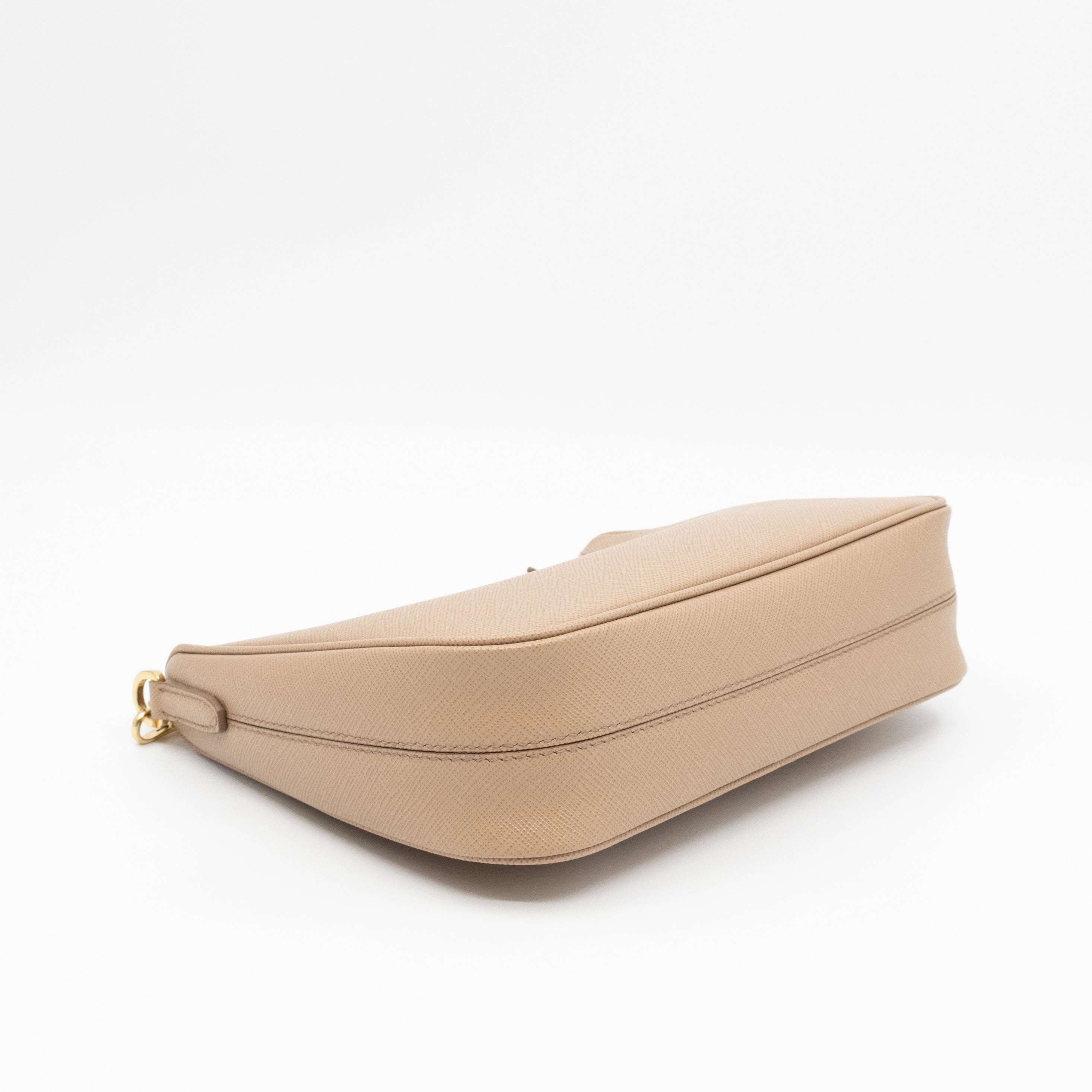 Re-Edition 2005 Cameo Beige Saffiano Leather