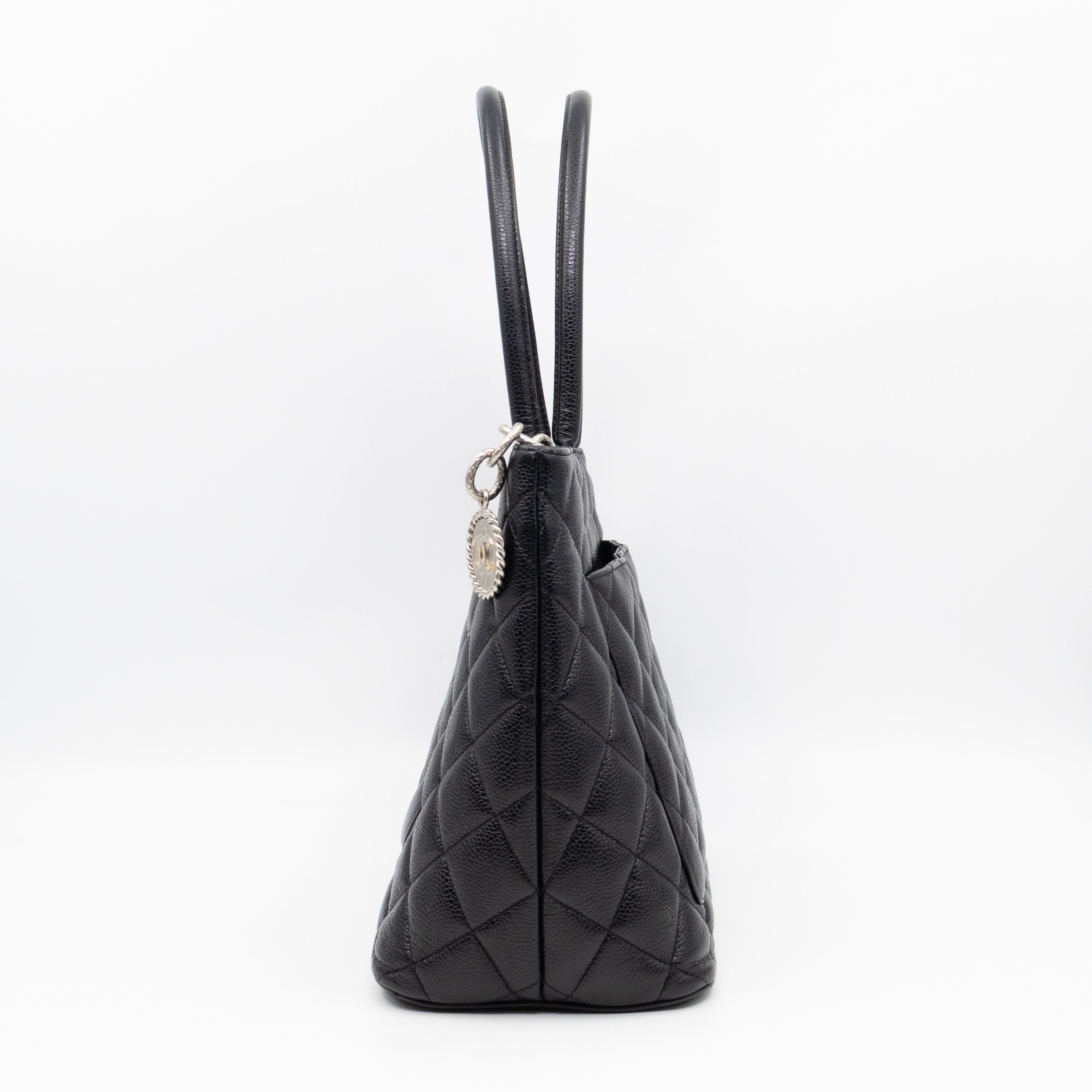Médaillon Black Caviarskin