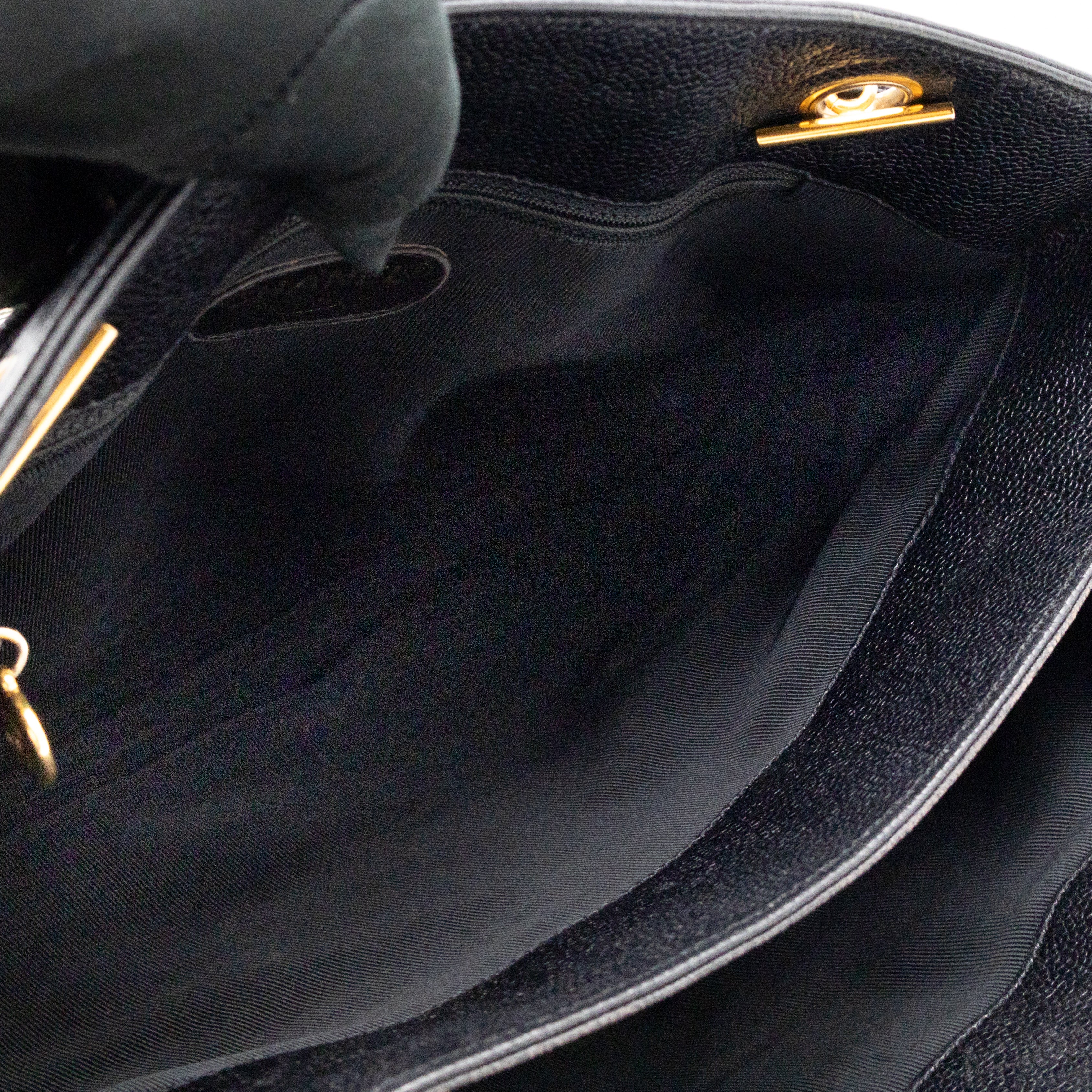 Vintage CC Flap Tote Black Caviar