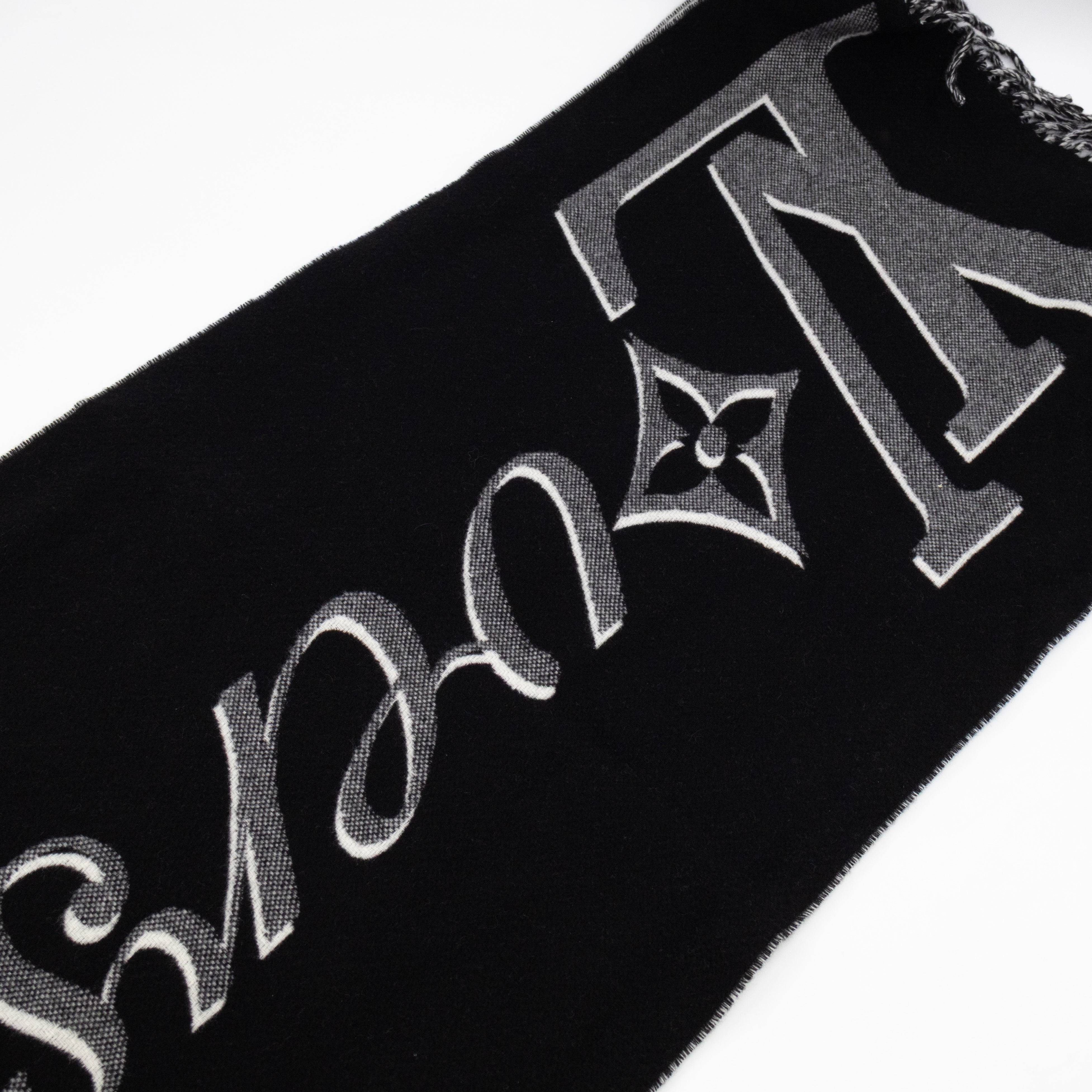 LV Vers Scarf Black