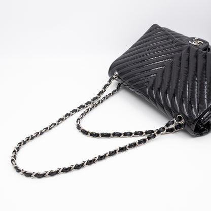 Classic Single Flap Maxi Black Chevron Patent Silver