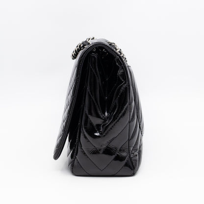 Classic Single Flap Maxi Black Chevron Patent Silver