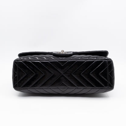 Classic Single Flap Maxi Black Chevron Patent Silver