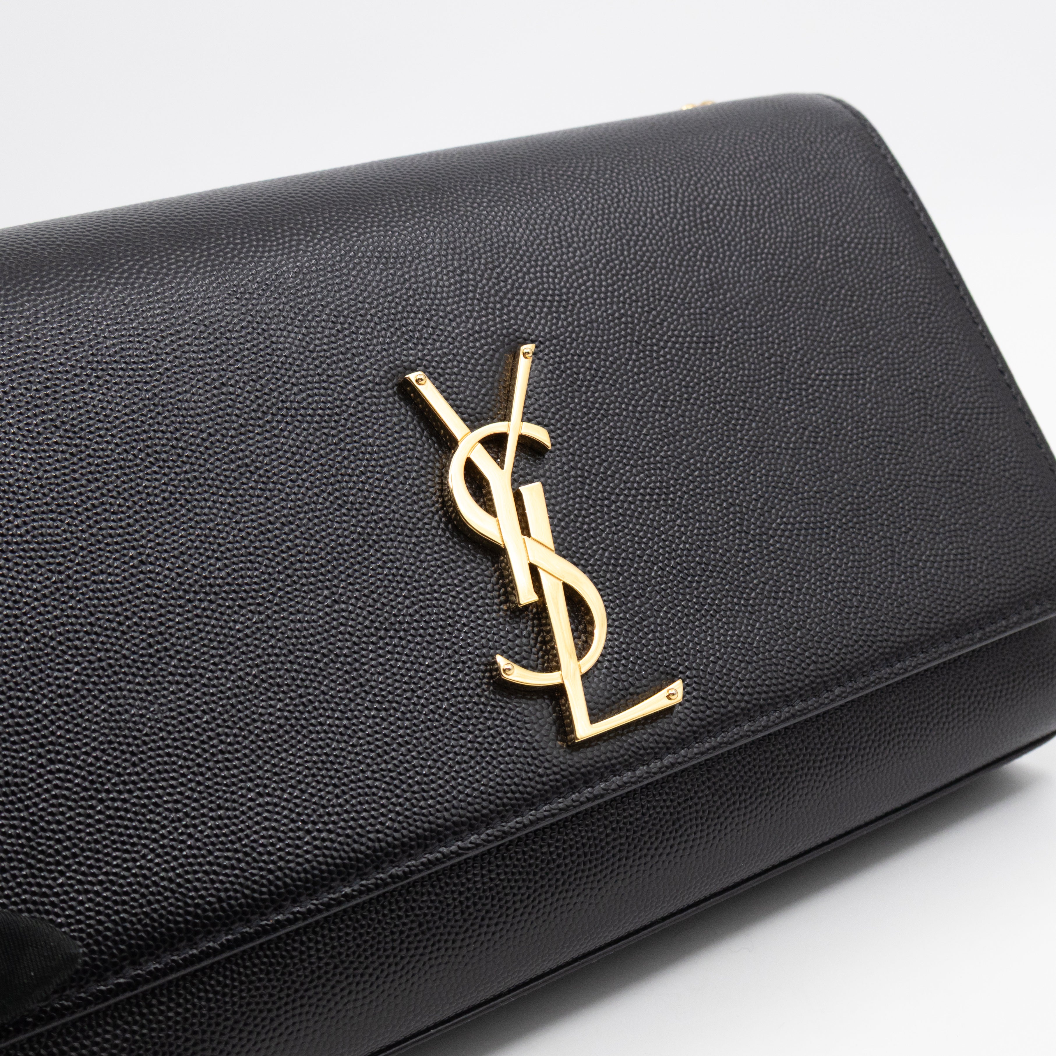 Kate Medium Black Grained Leather Gold