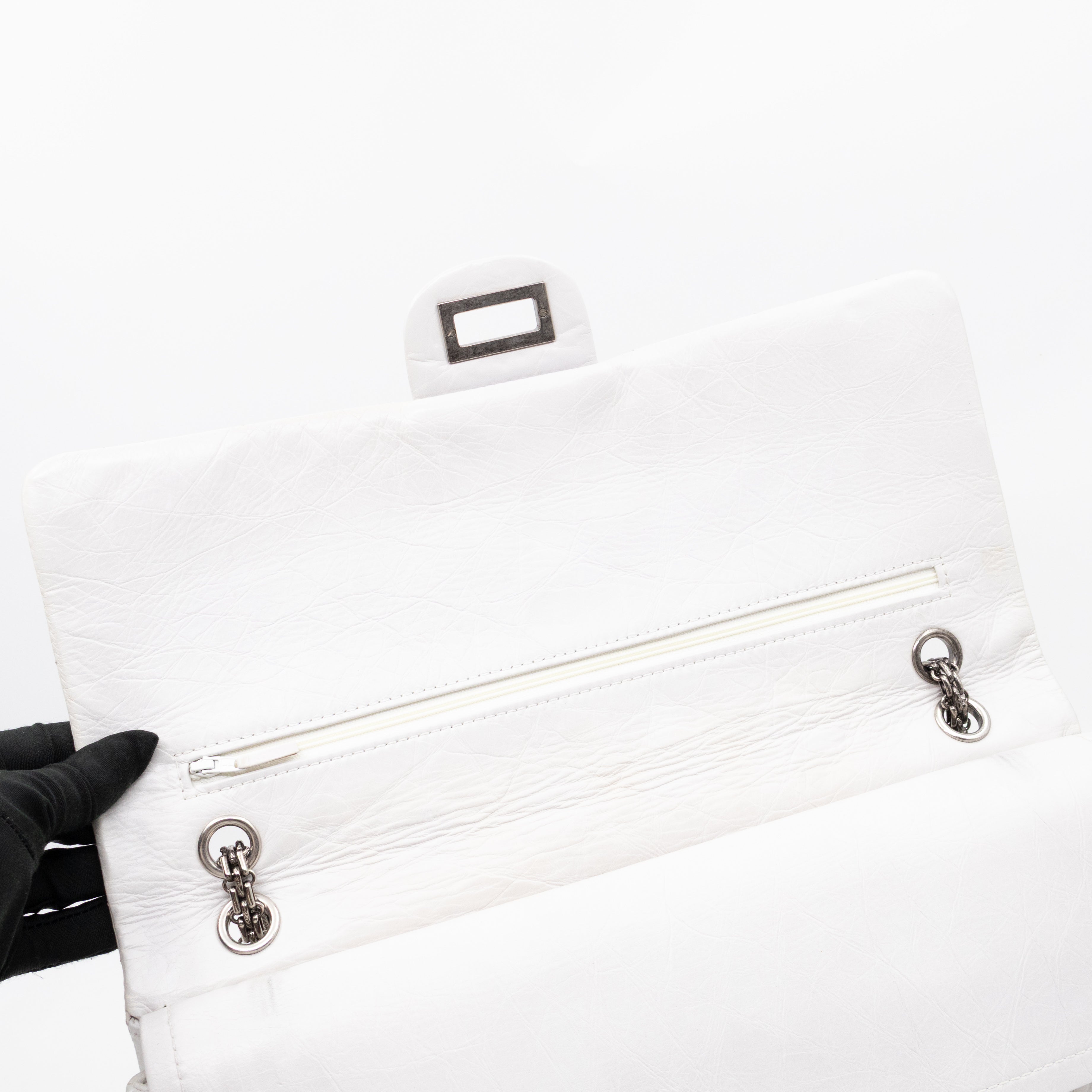 2.55 Reissue 228 Double Flap Bag White Leather