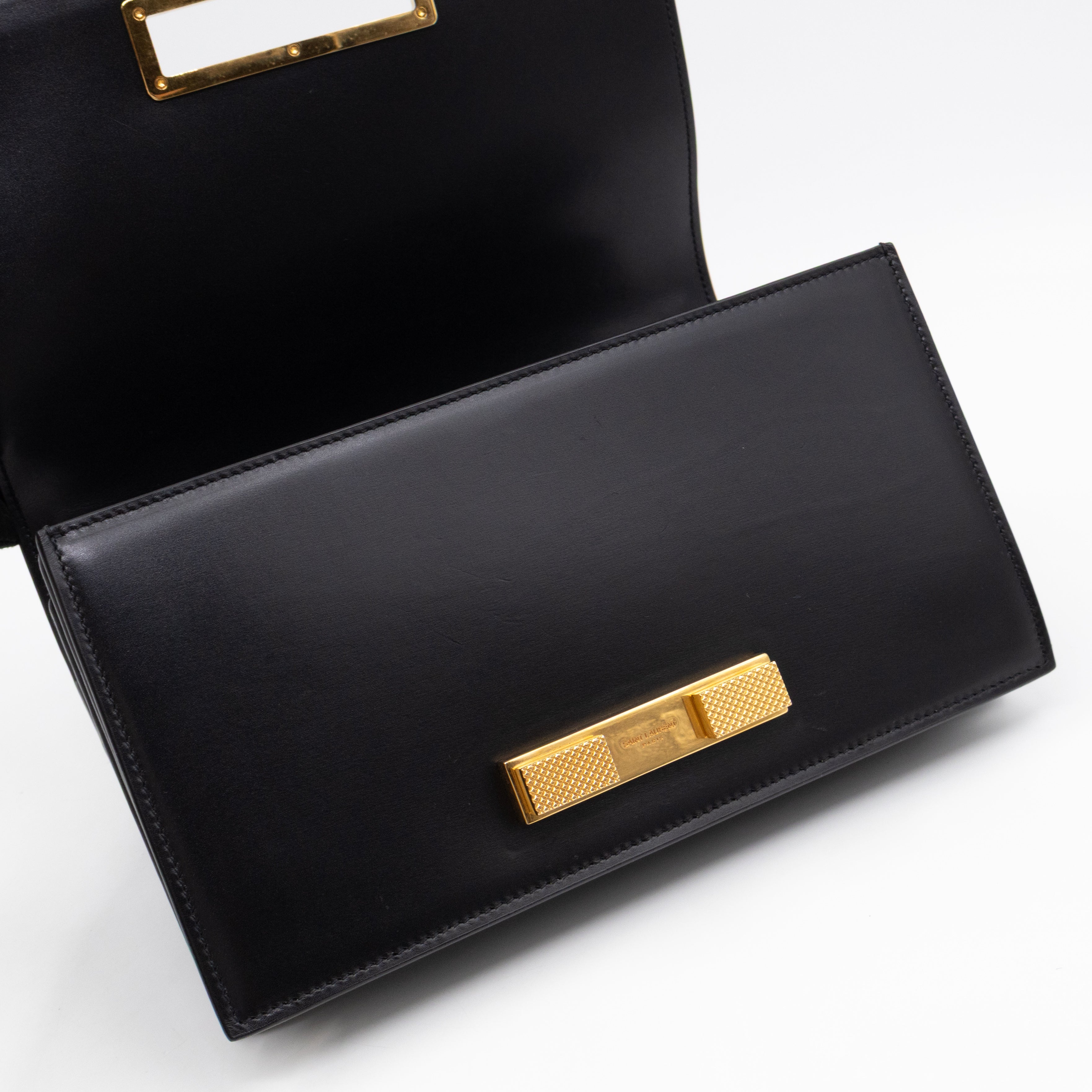 Domino Medium Shoulder Bag Black Smooth Leather