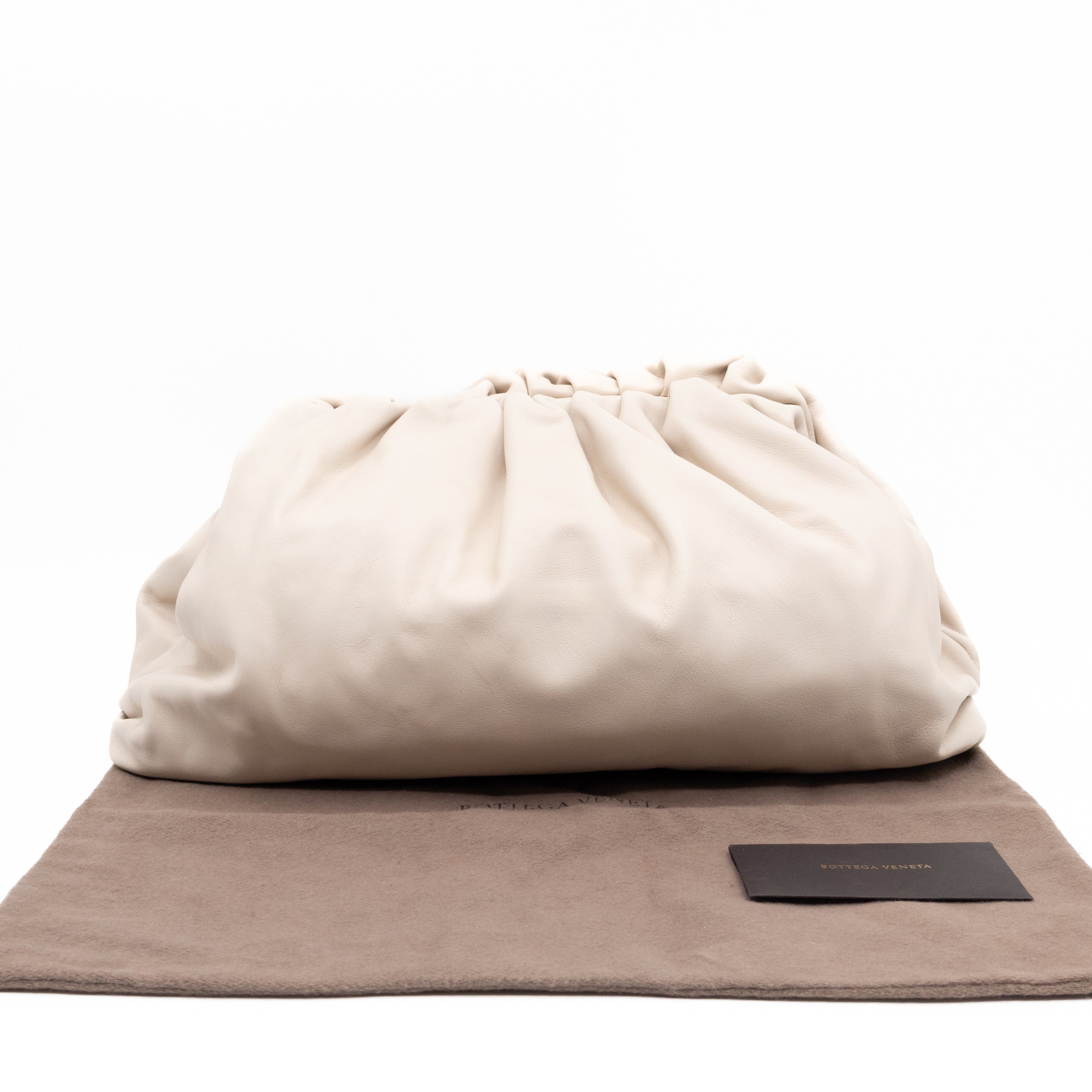 The Pouch Smooth Beige Leather