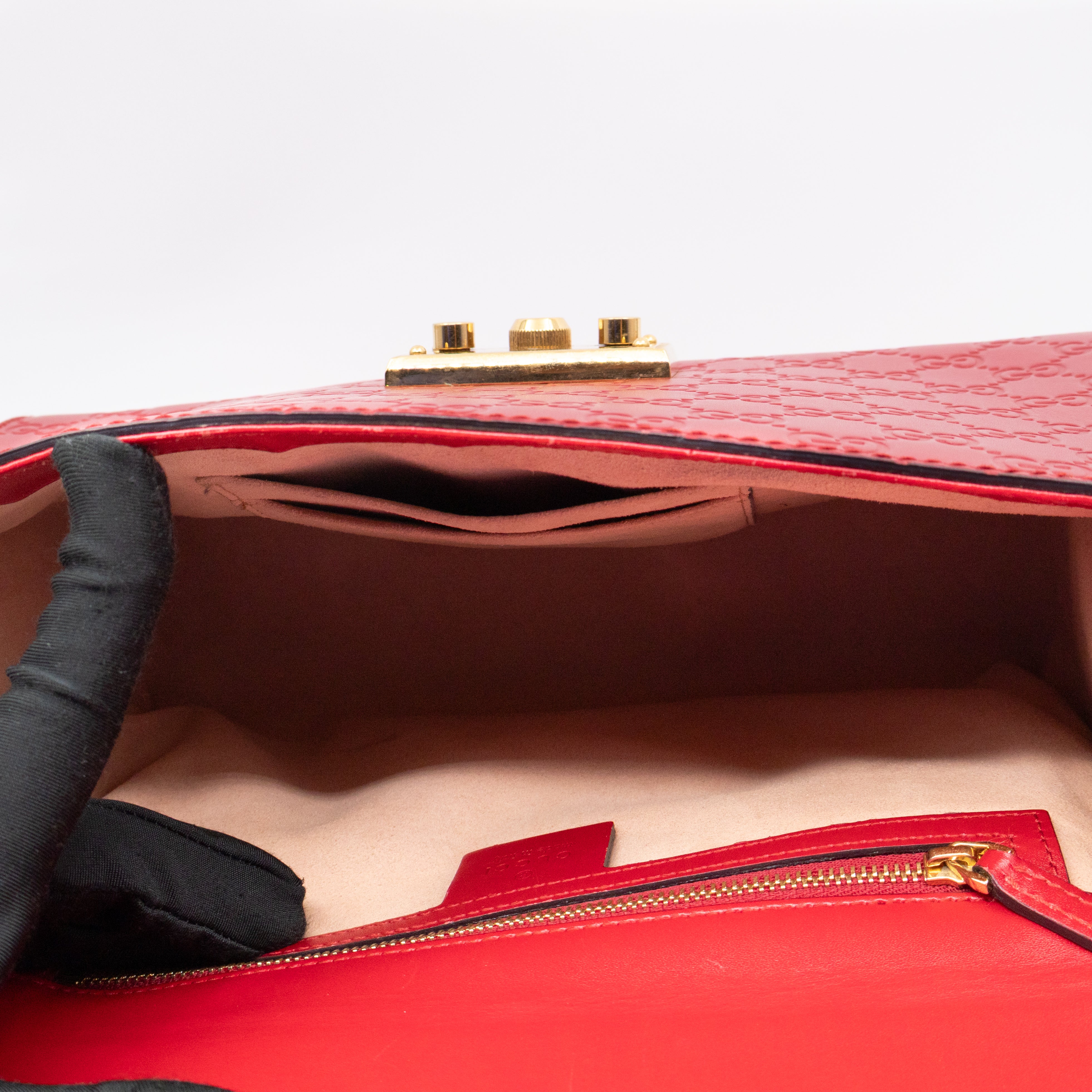 Padlock Flap Bag Medium Hibiscus Red GG Guccissima