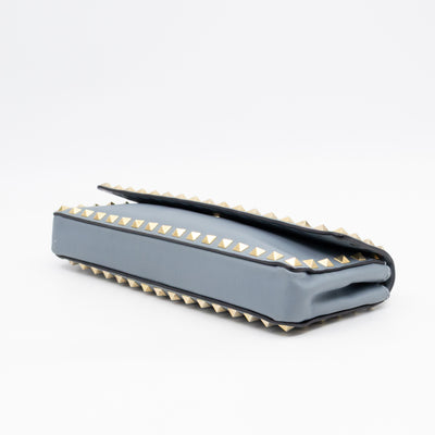 Rockstud Bangle Clutch Slate Blue Nappa Leather