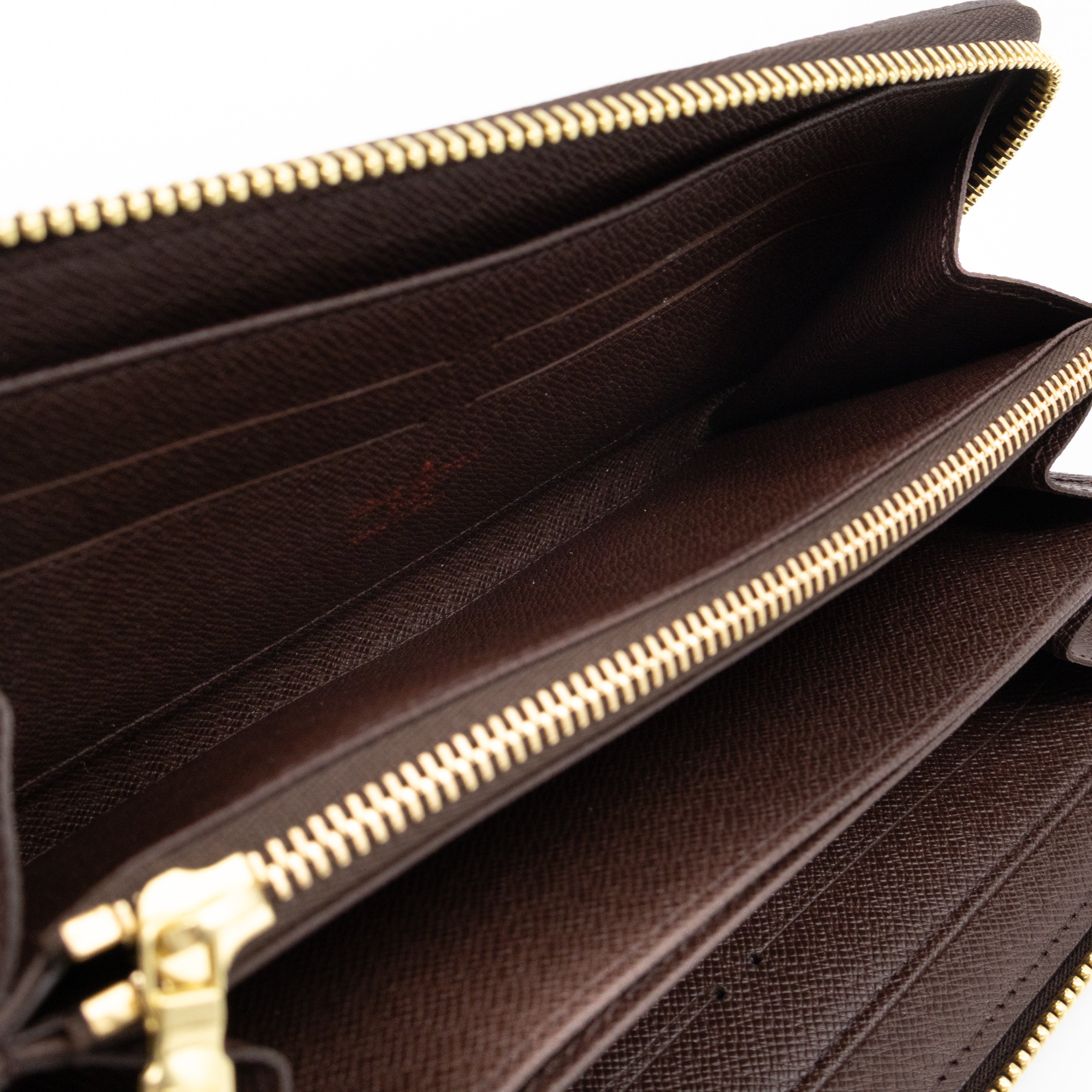 Compact Zippy Wallet Damier Ebene