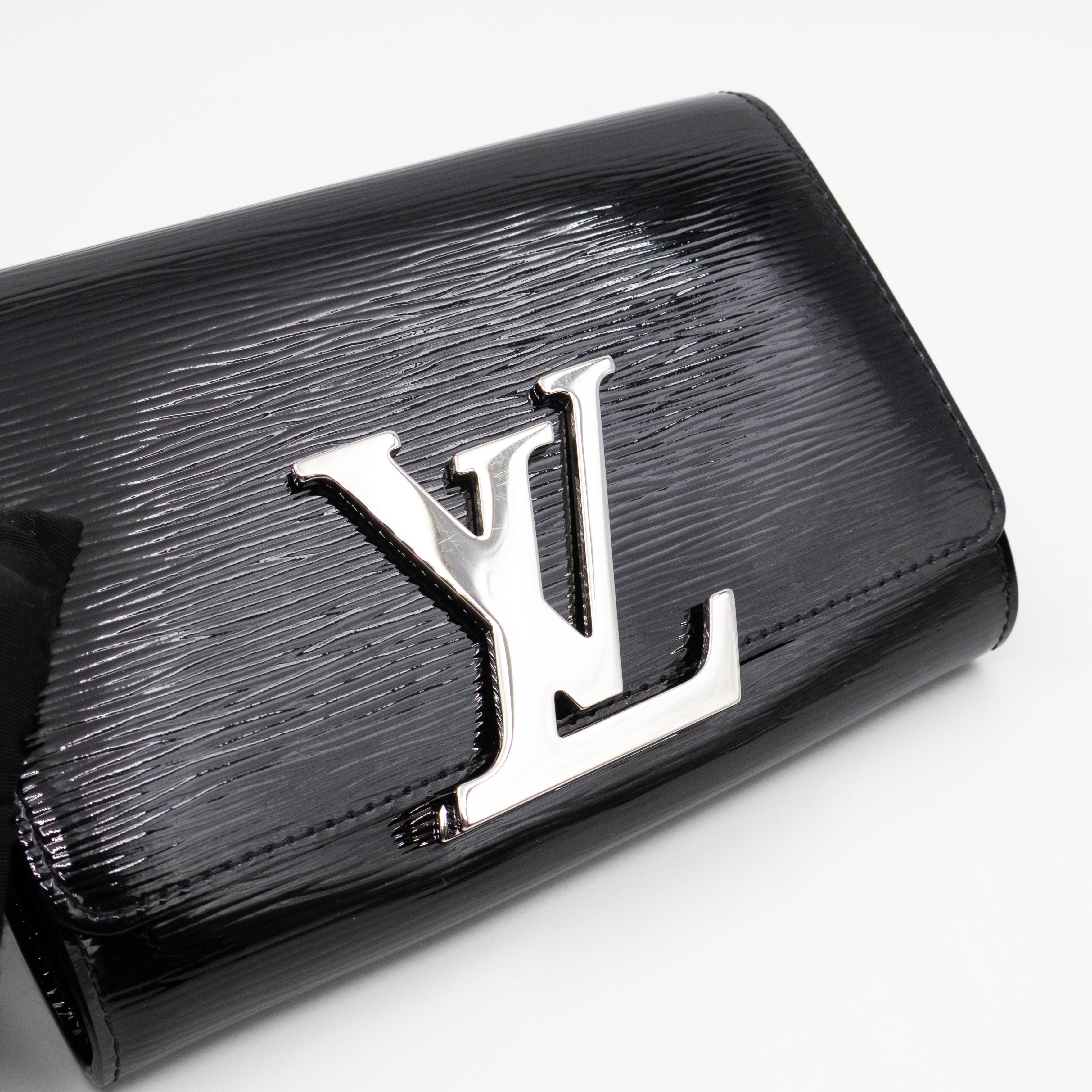 Pochette Louise PM Black Epi Leather