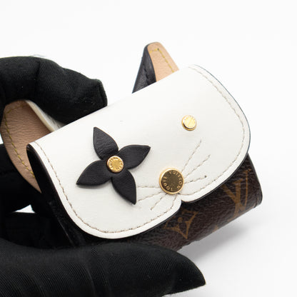 Earpods Case Cat Monogram White Leather