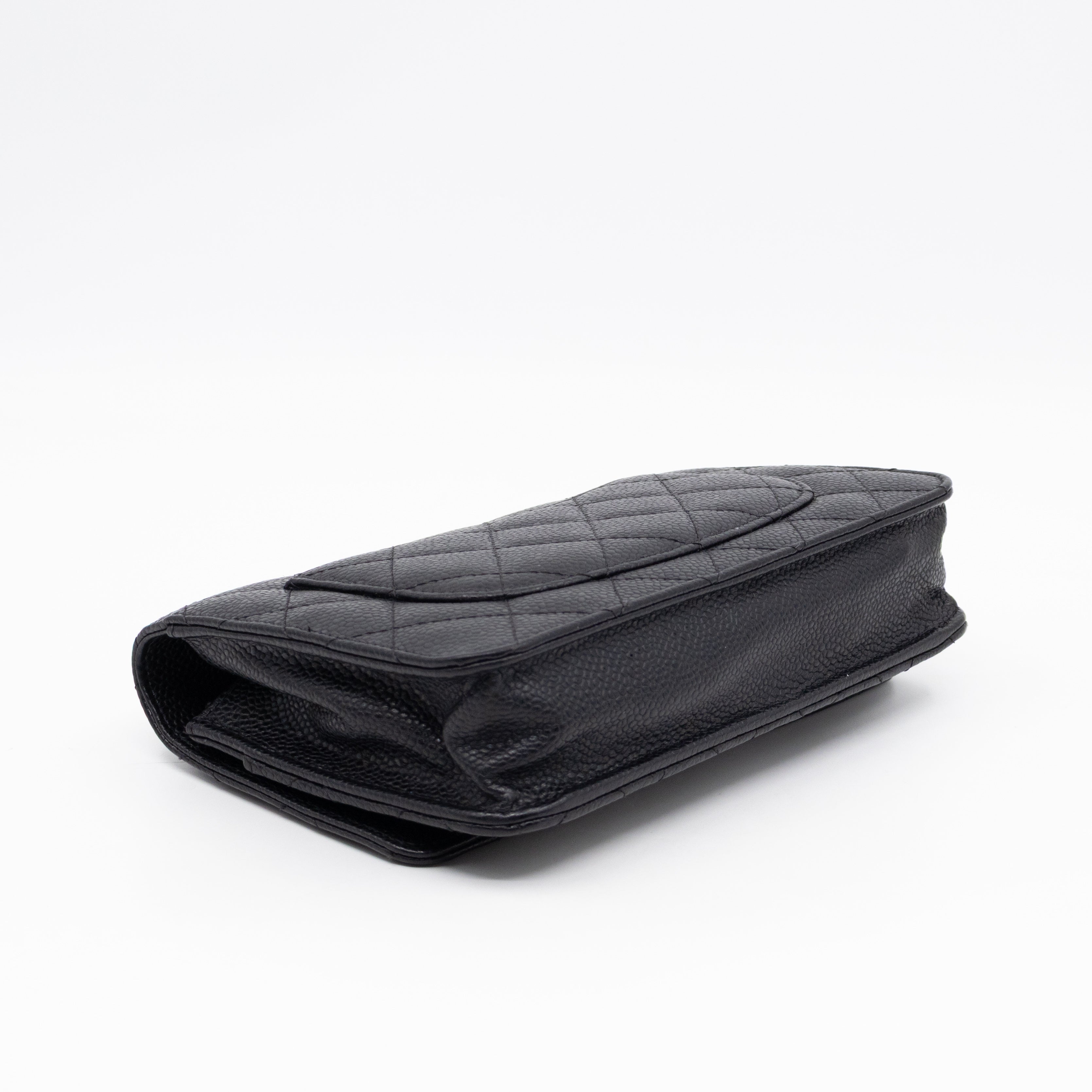 Classic Wallet On Chain Black Caviar Silver