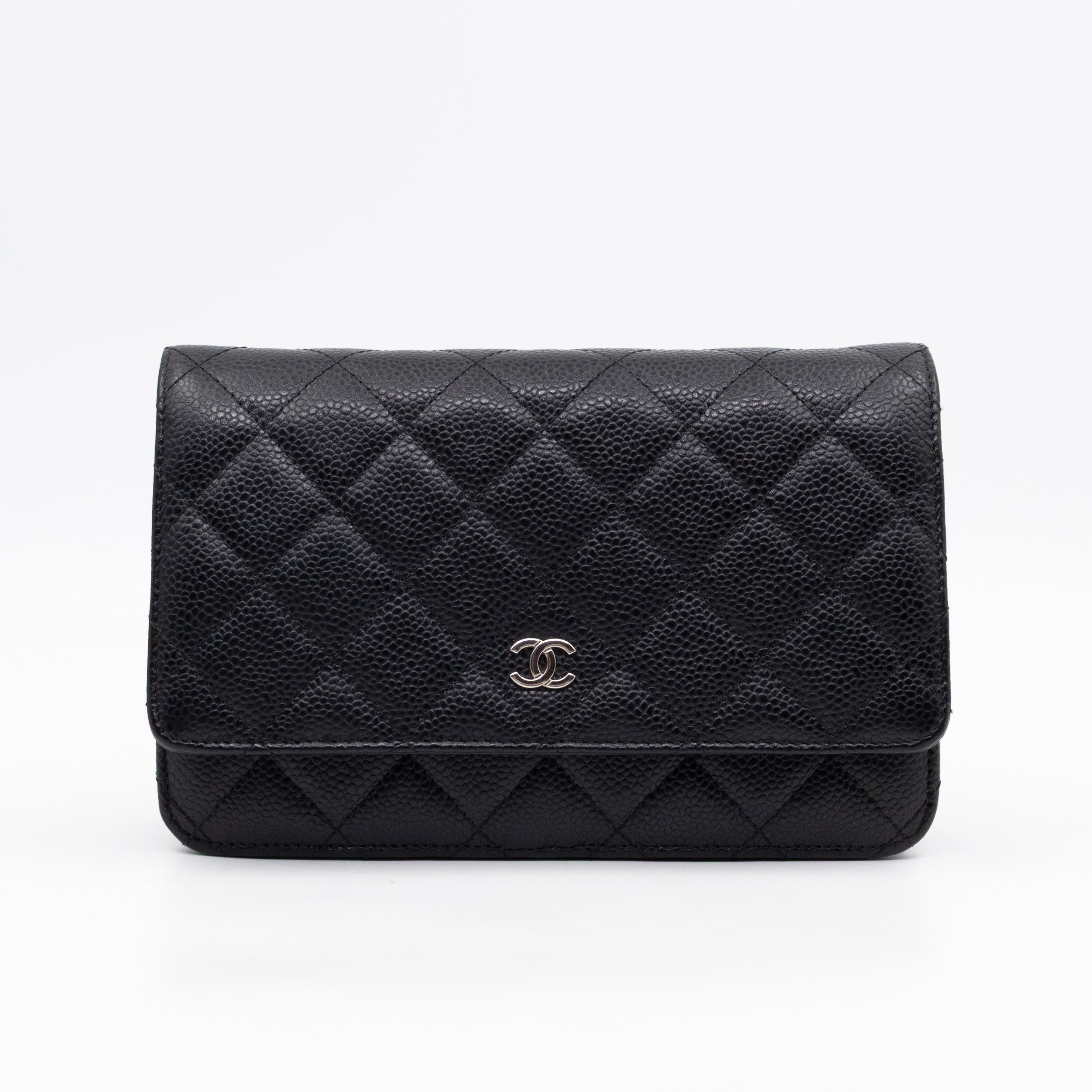 Classic Wallet On Chain Black Caviar Silver