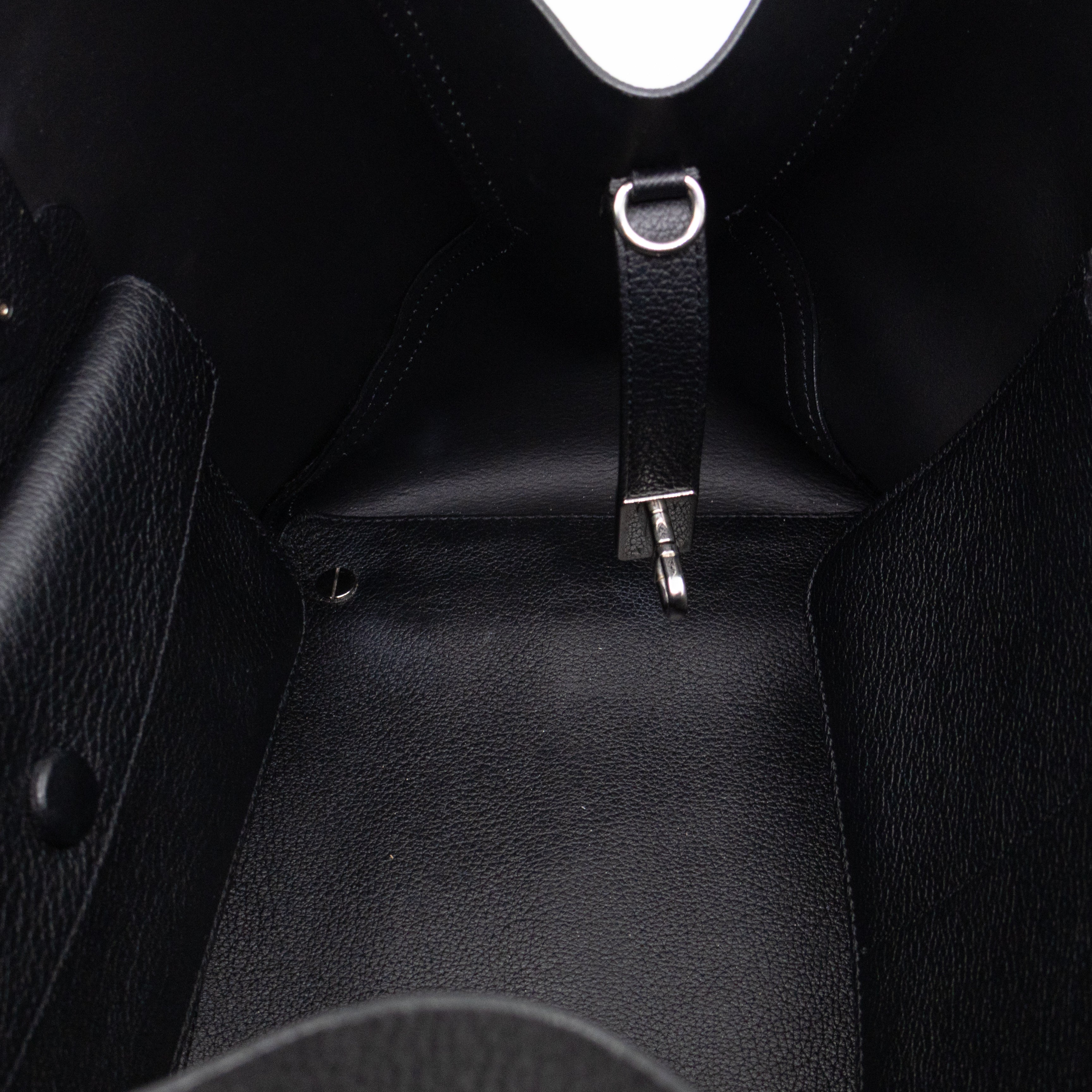 Open Bar Bag Black Leather