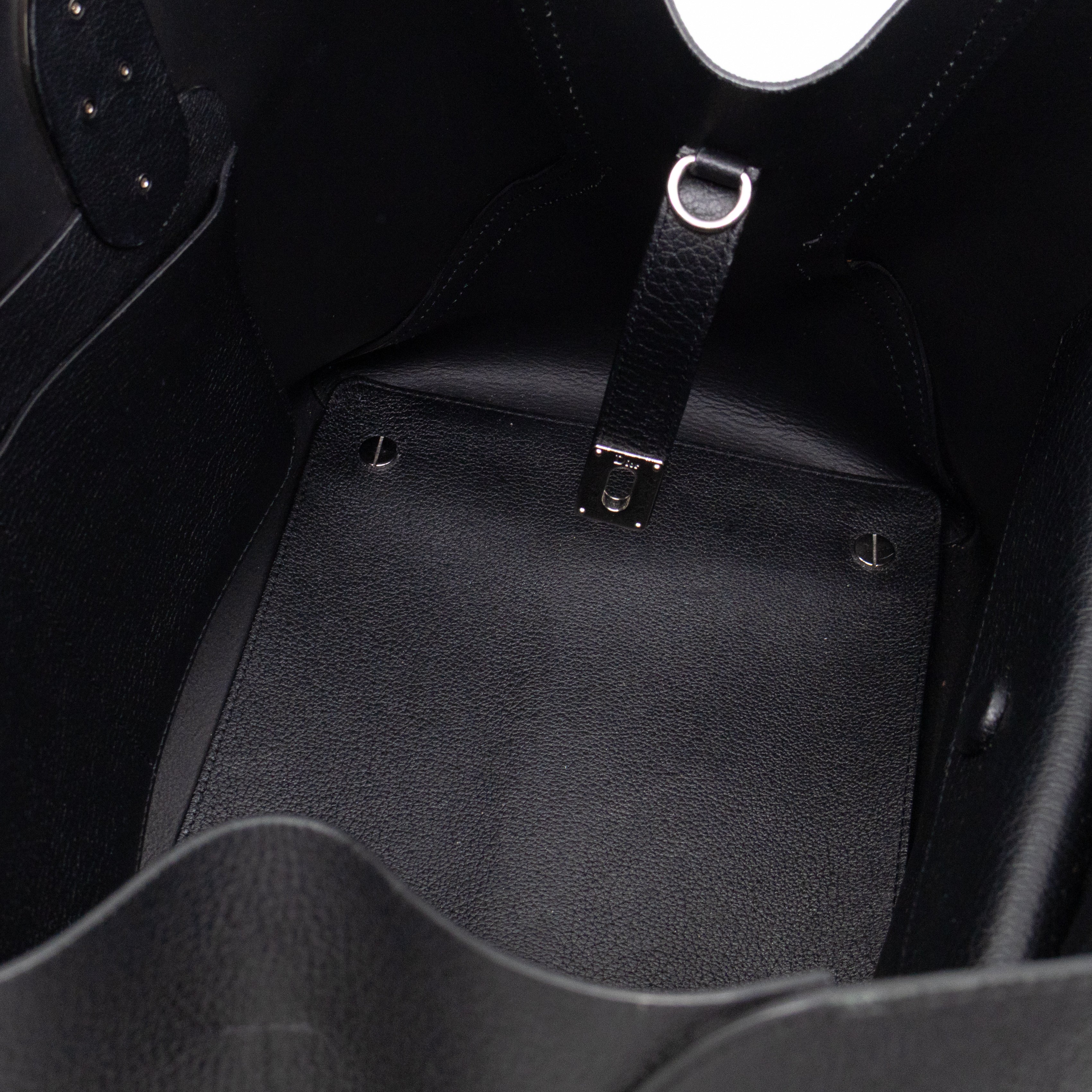 Open Bar Bag Black Leather
