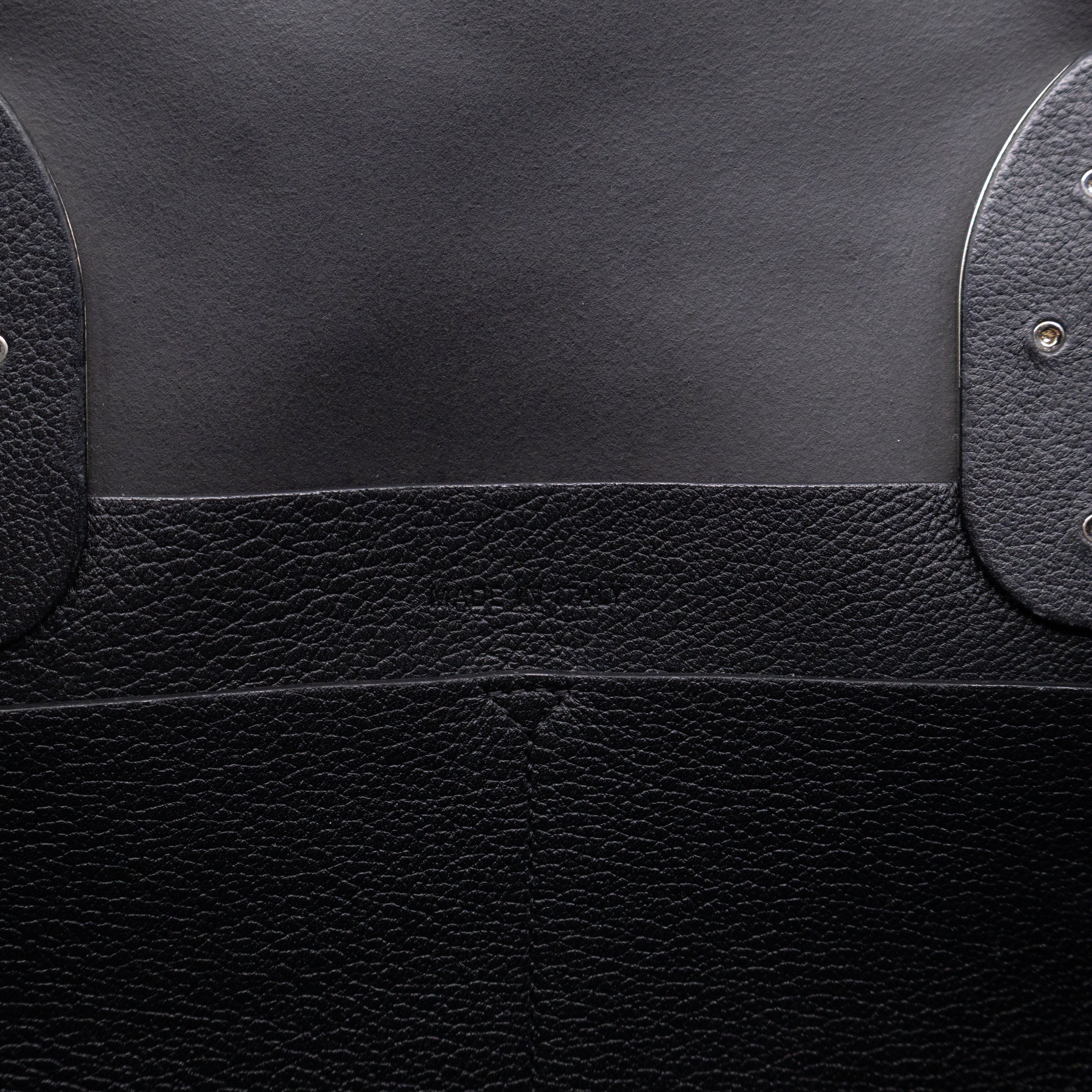 Open Bar Bag Black Leather