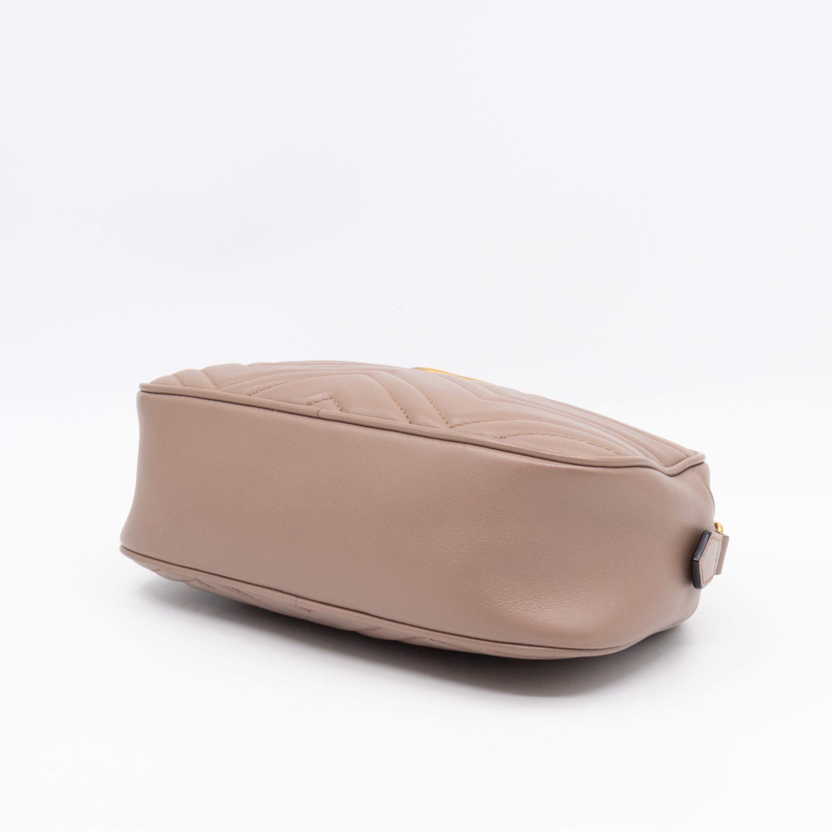 GG Marmont Small Camera Bag Beige Leather