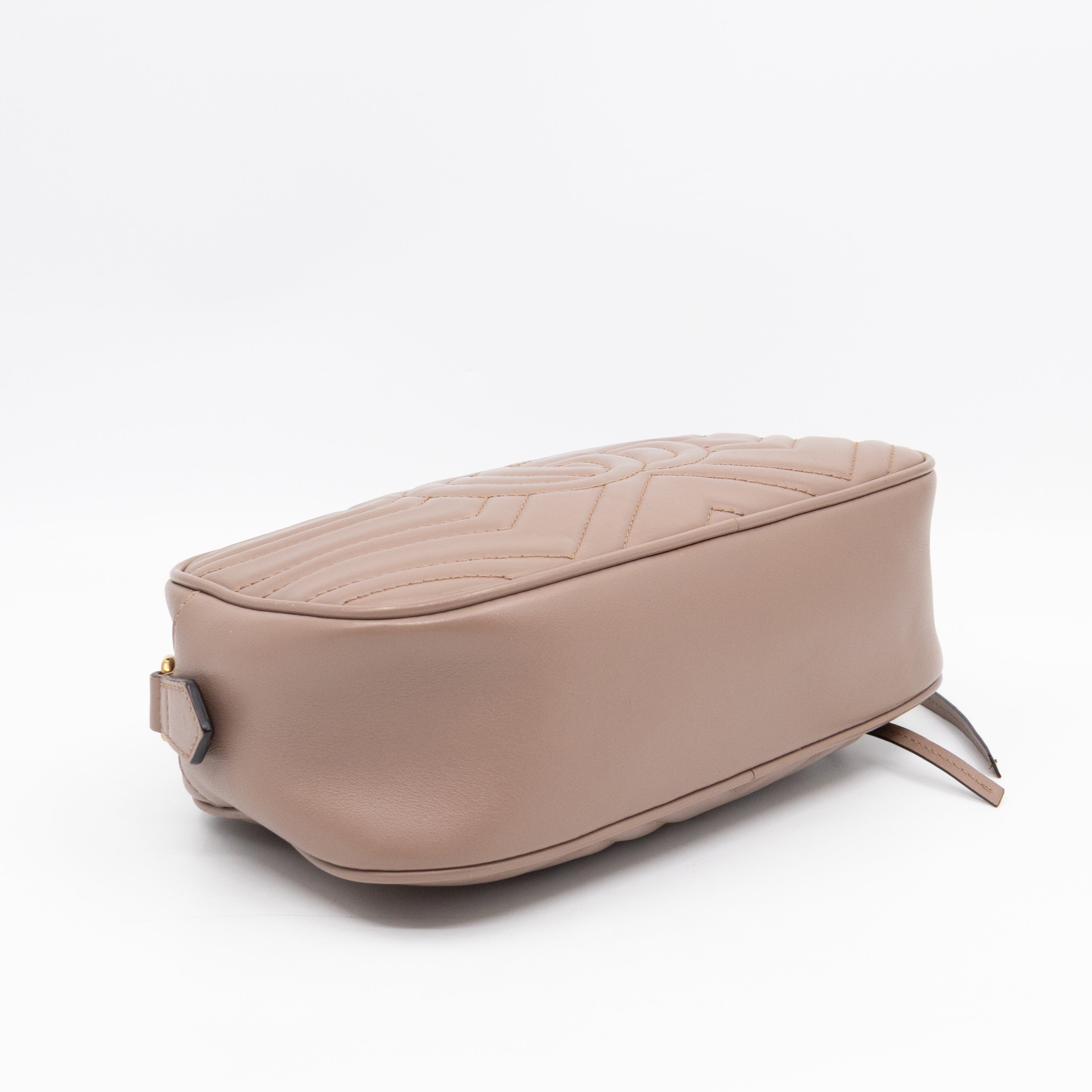 GG Marmont Small Camera Bag Beige Leather