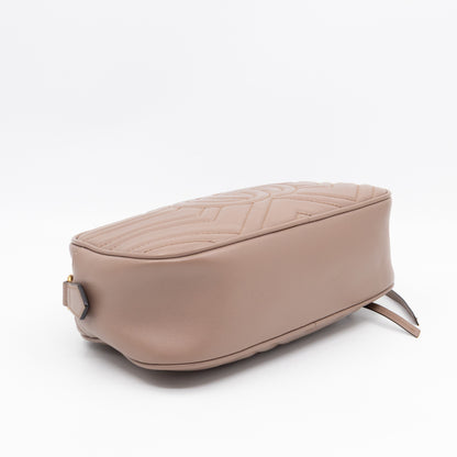 GG Marmont Small Camera Bag Beige Leather